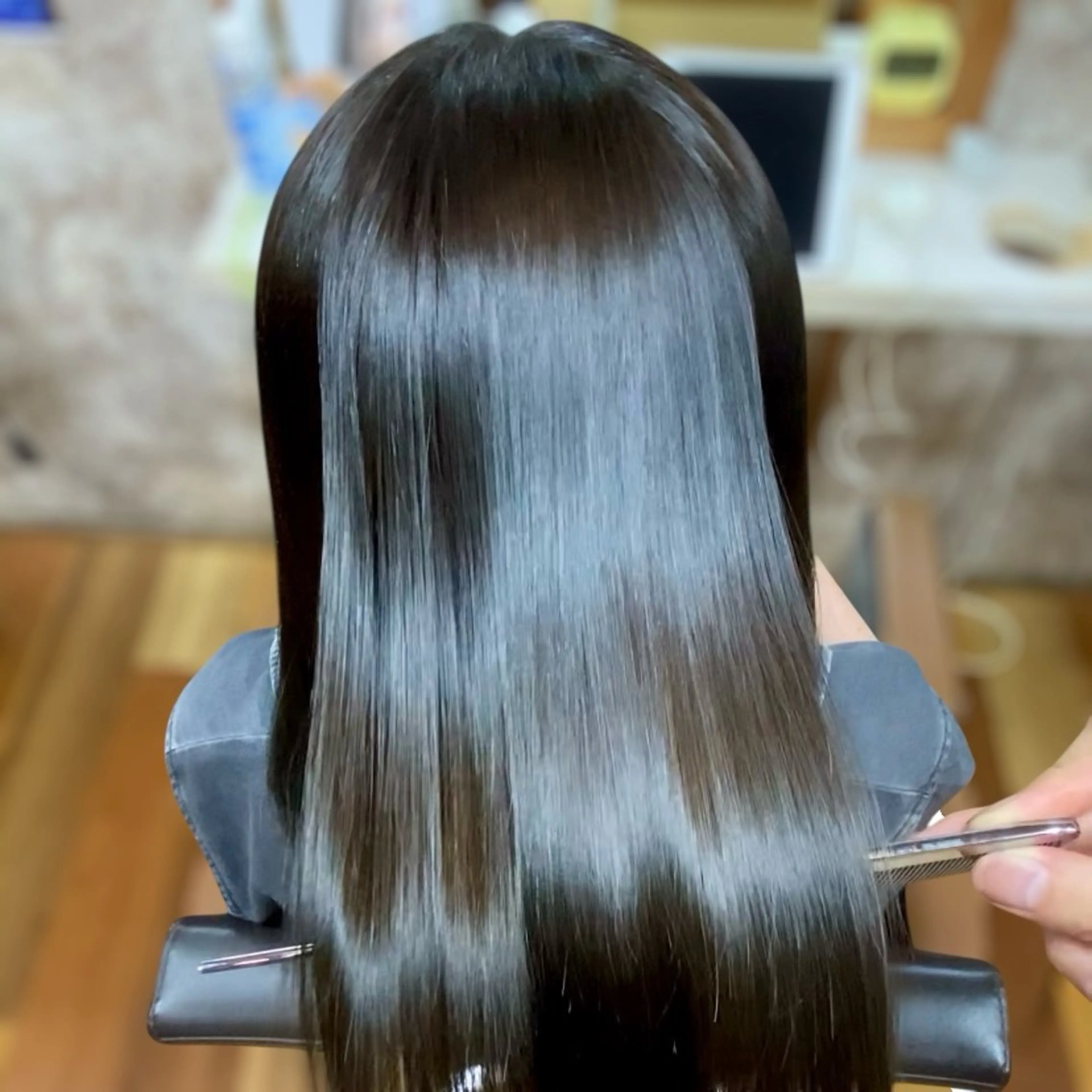 セミロング YELLOW CORN 金沢文庫所属・【金沢文庫4分】髪質 改善/縮毛矯正アラタのヘアスタイル