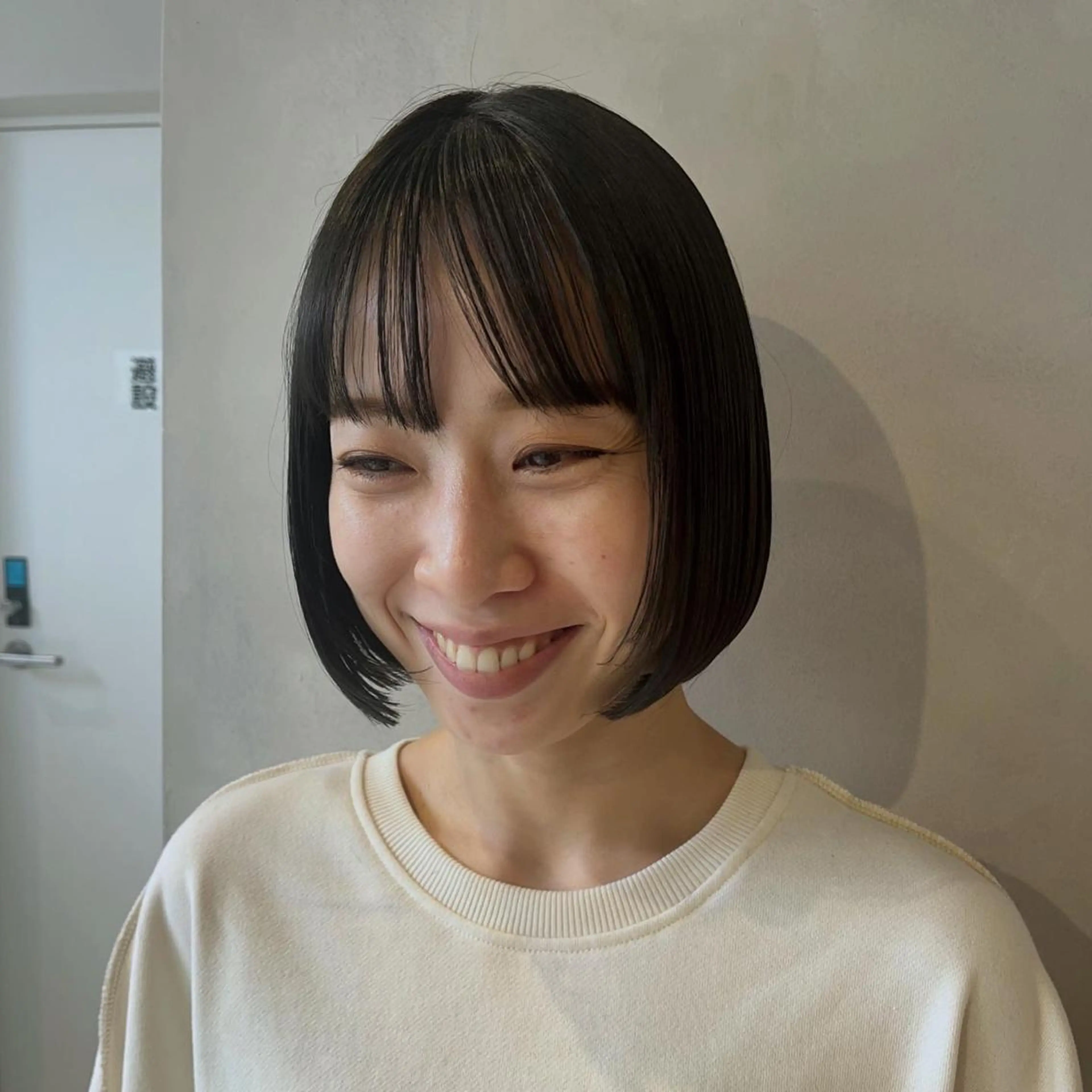 ショート ボブ/ベージュ/ パーマ🪿近森ゆいのヘアスタイル