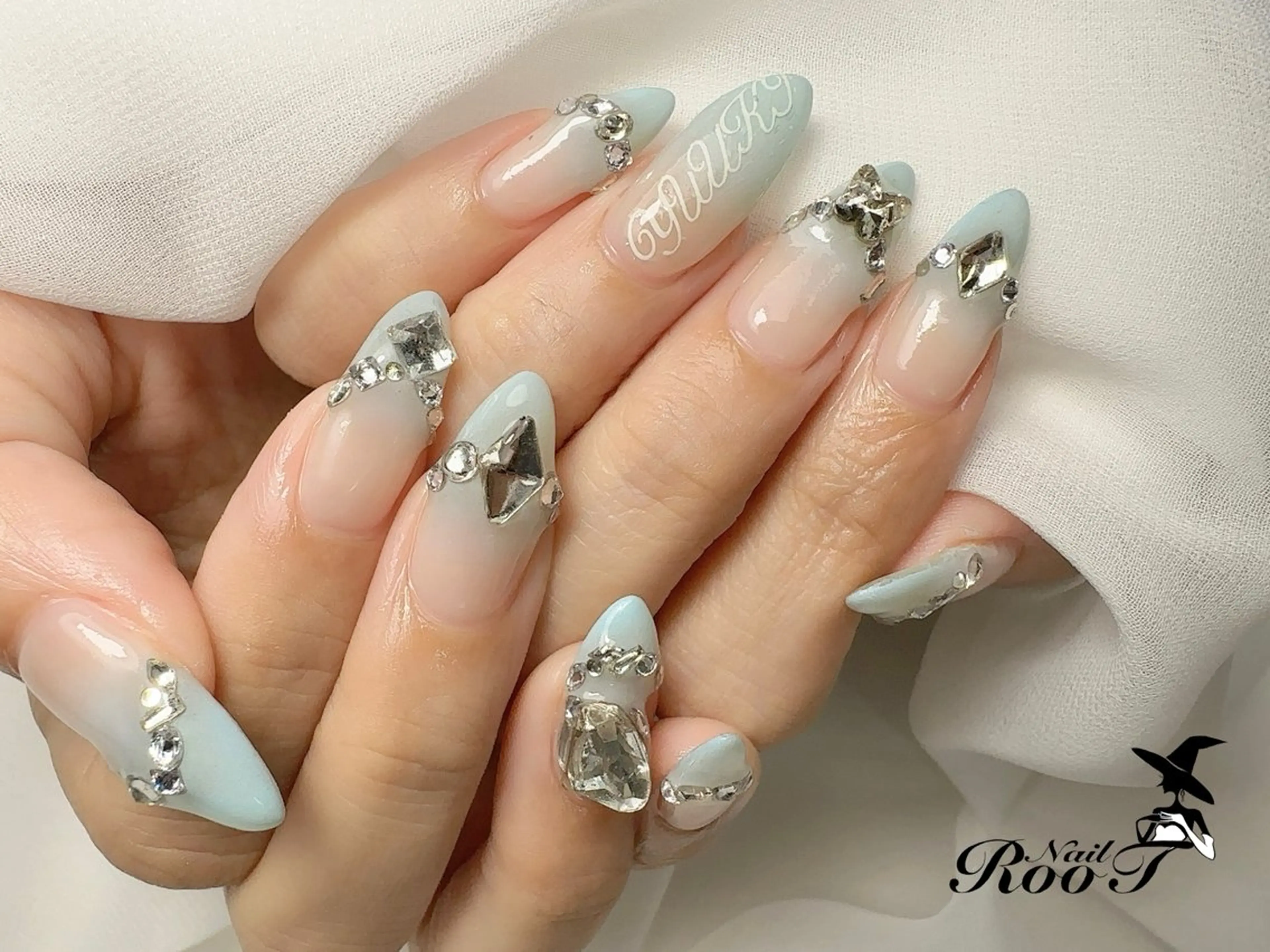 ネイル グラデーション ハンドネイル RooT Nailのネイルデザイン