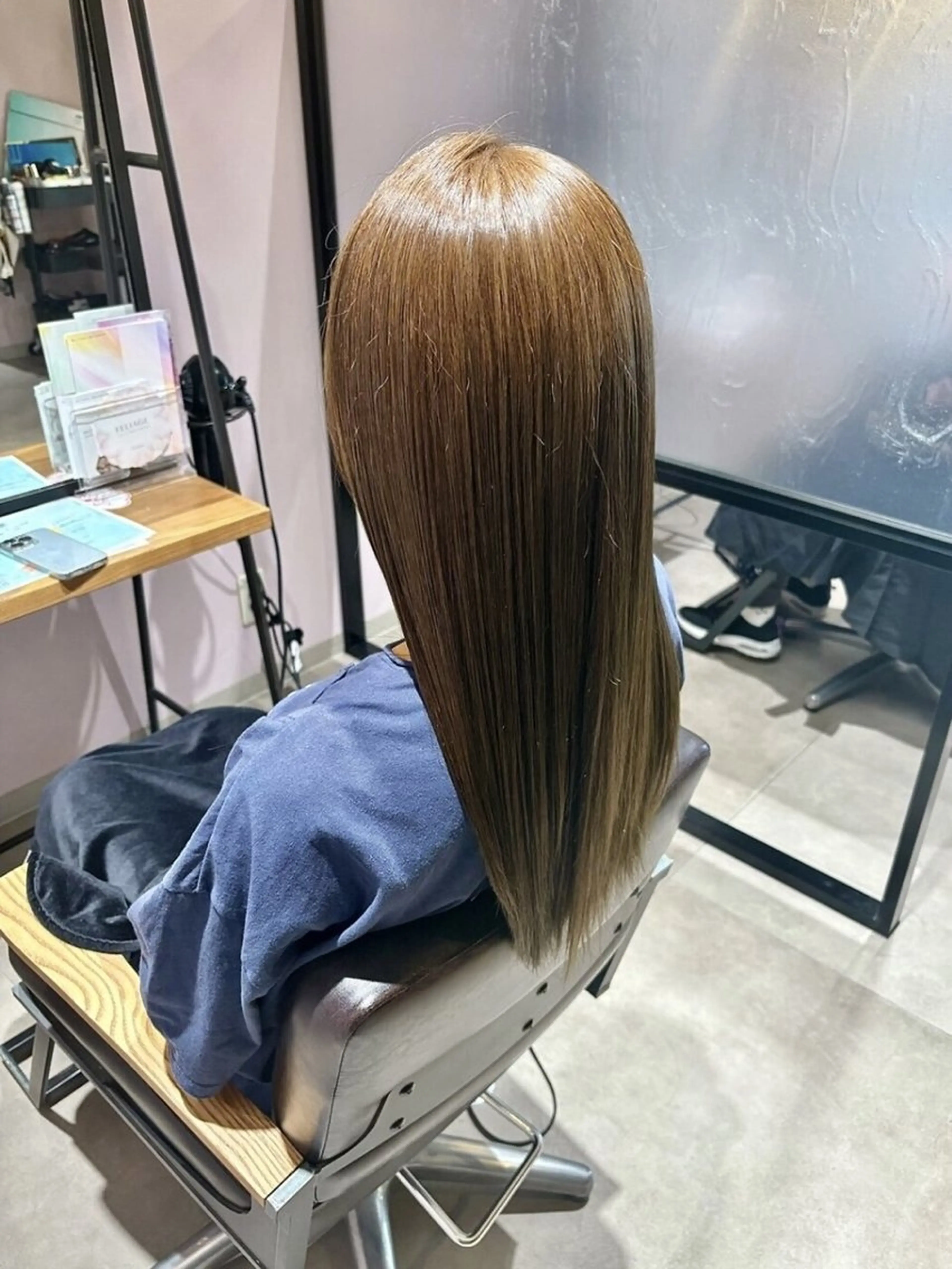 カラー 西原 愛紗のヘアスタイル