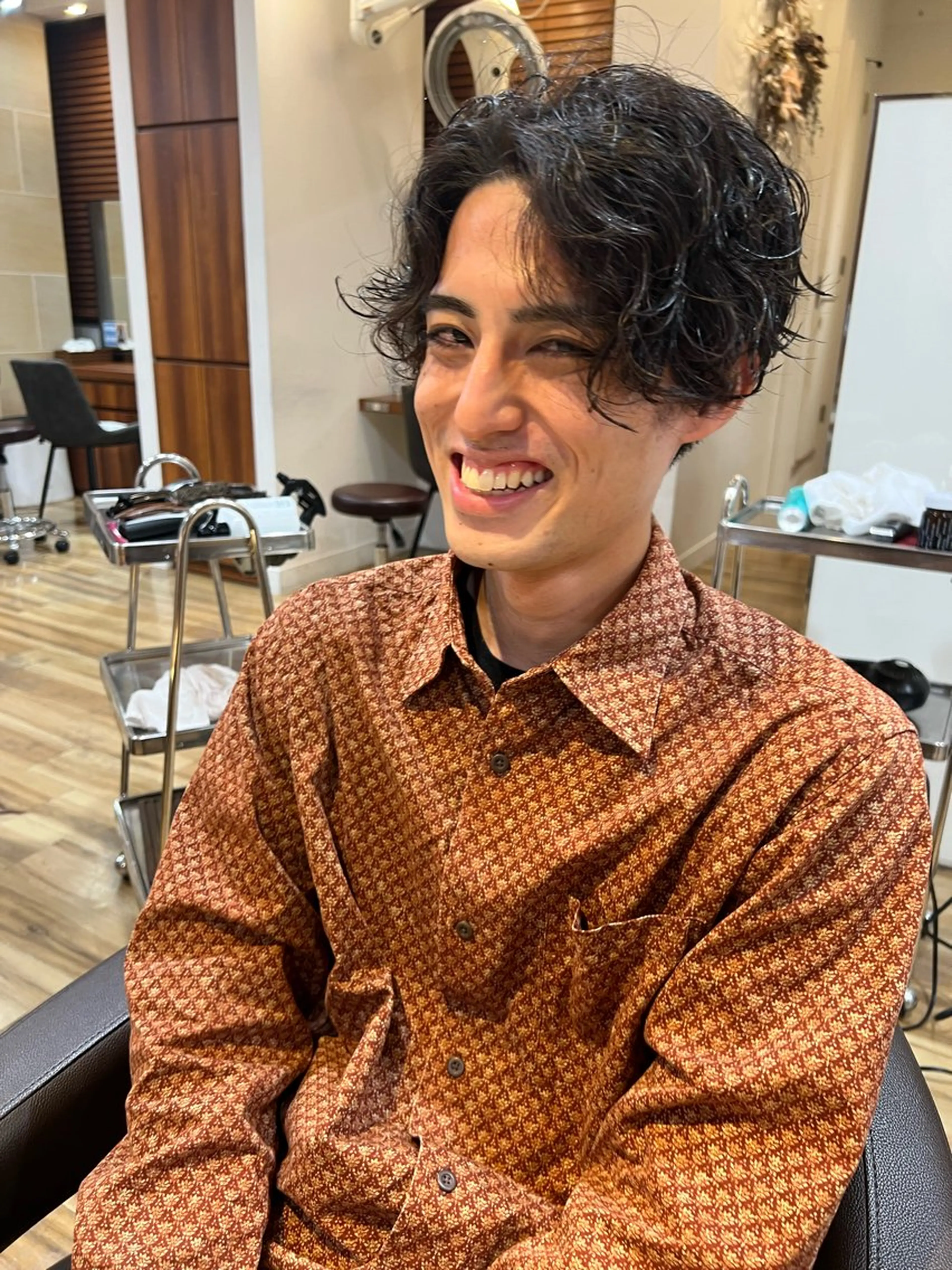 パーマ メンズ 池田理紗/メンズ カット/切りっぱなしのヘアスタイル