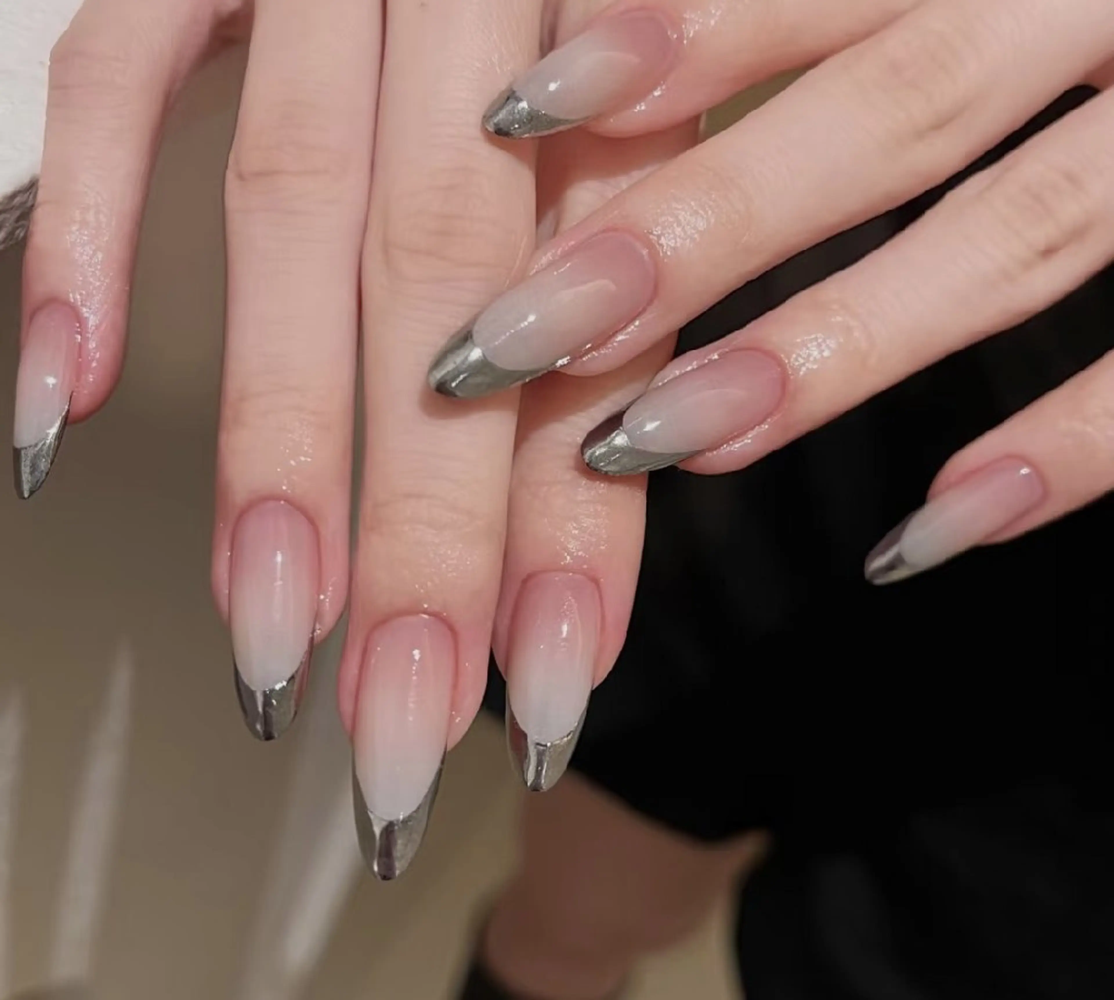 ネイル チークネイル 長さ出し フレンチネイル ジェルネイル キラキラネイル UM Nail Salonのネイルデザイン