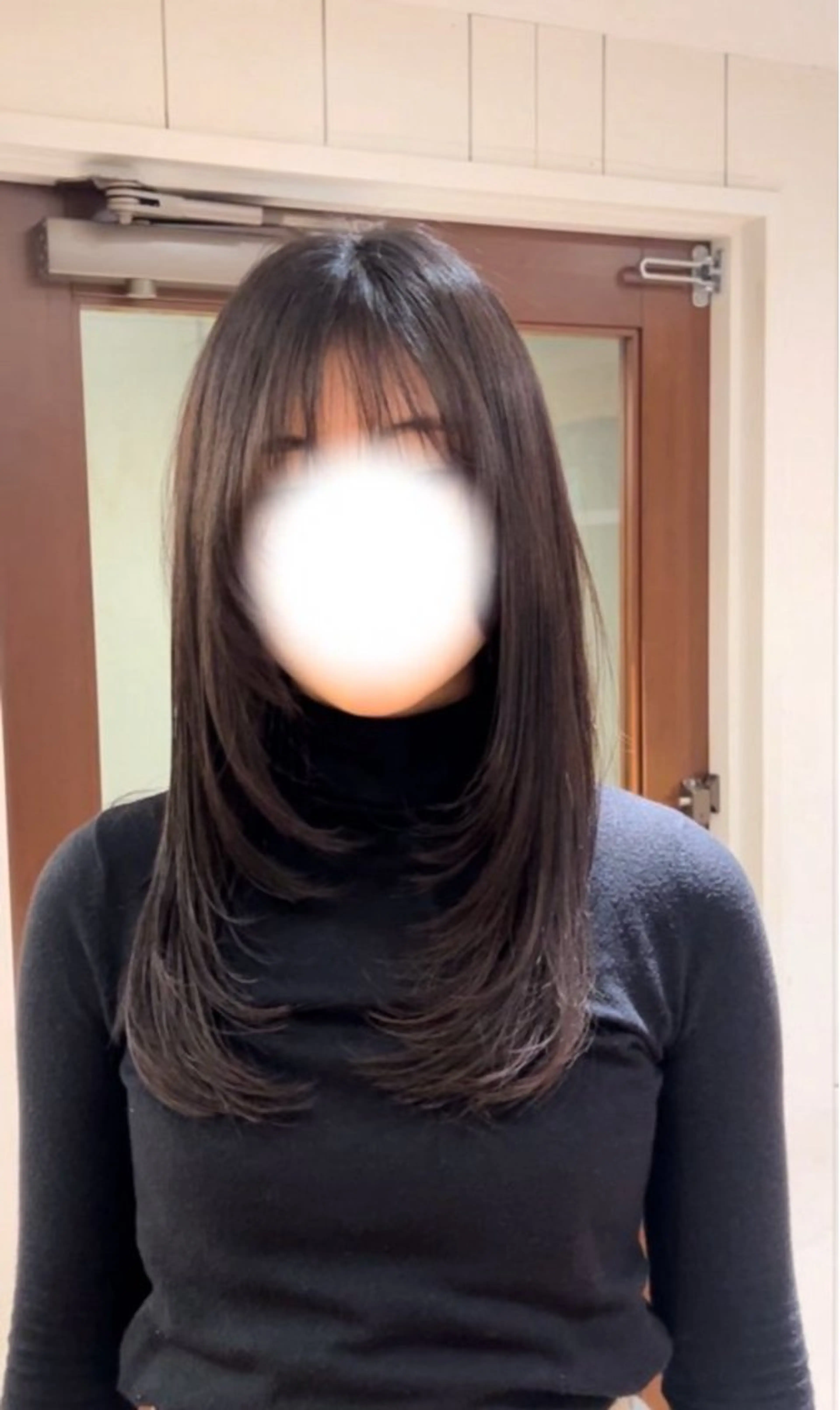 ロング 顔まわりレイヤー 顔周りカット 韓国風ヘア レイヤーカット ロング ショートカット 募集🌿‬村岡夢咲のヘアスタイル