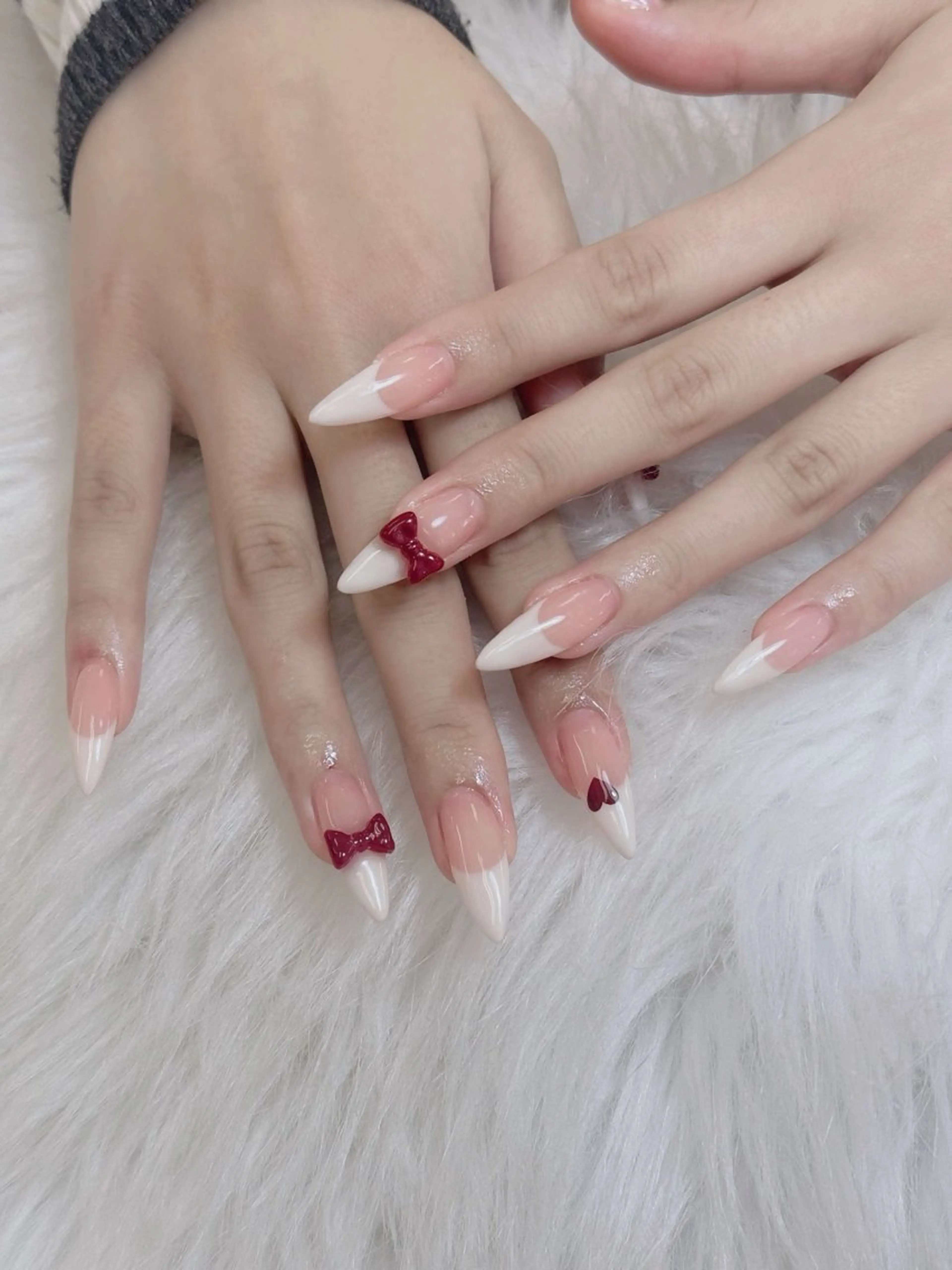 ミディアム ハンドネイル Pio Mielのネイルデザイン