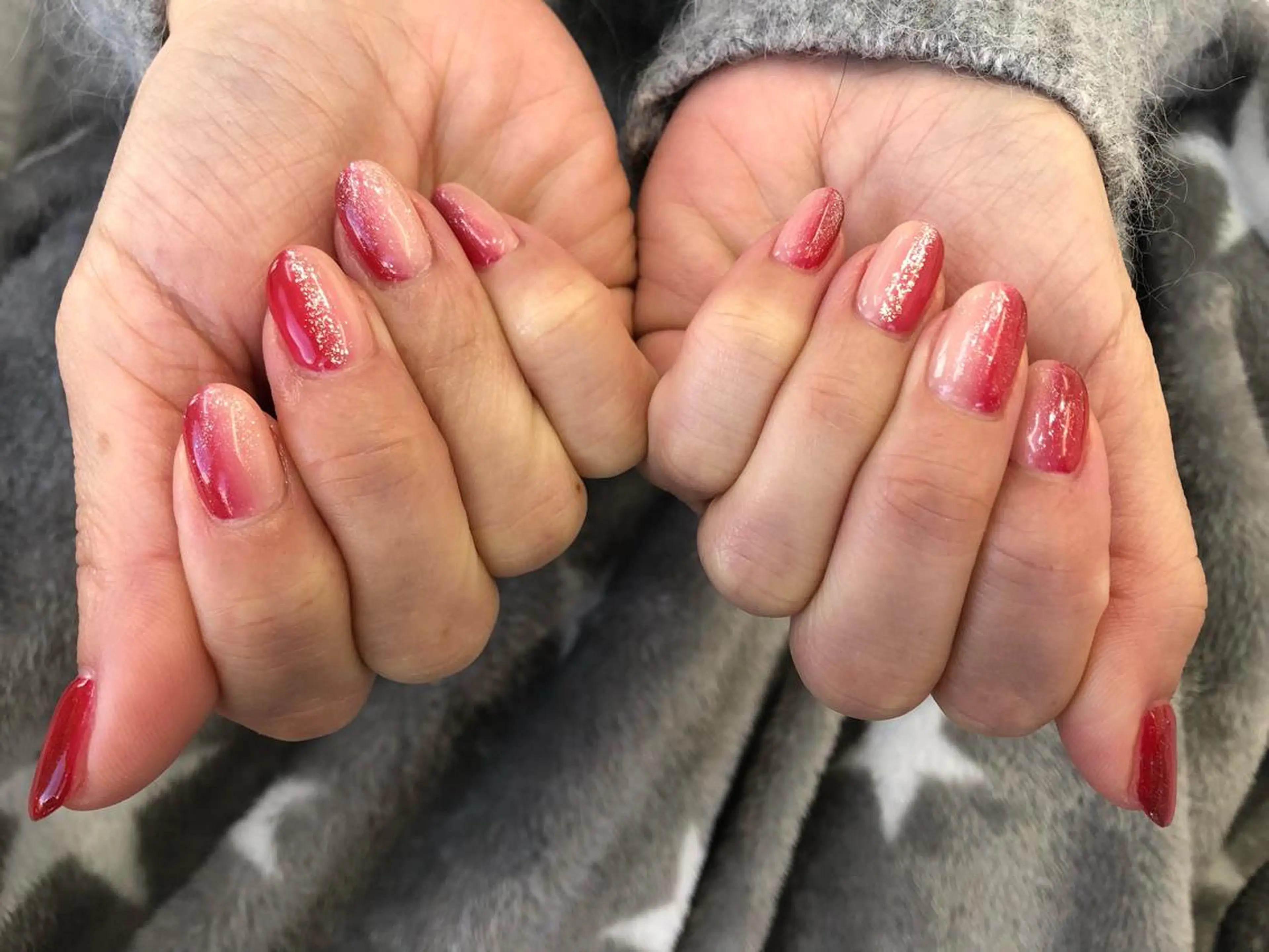 ネイル グラデーション ラメ(グリッター) ハンドネイル MELLMODE所属・Nakano Kanaのネイルデザイン