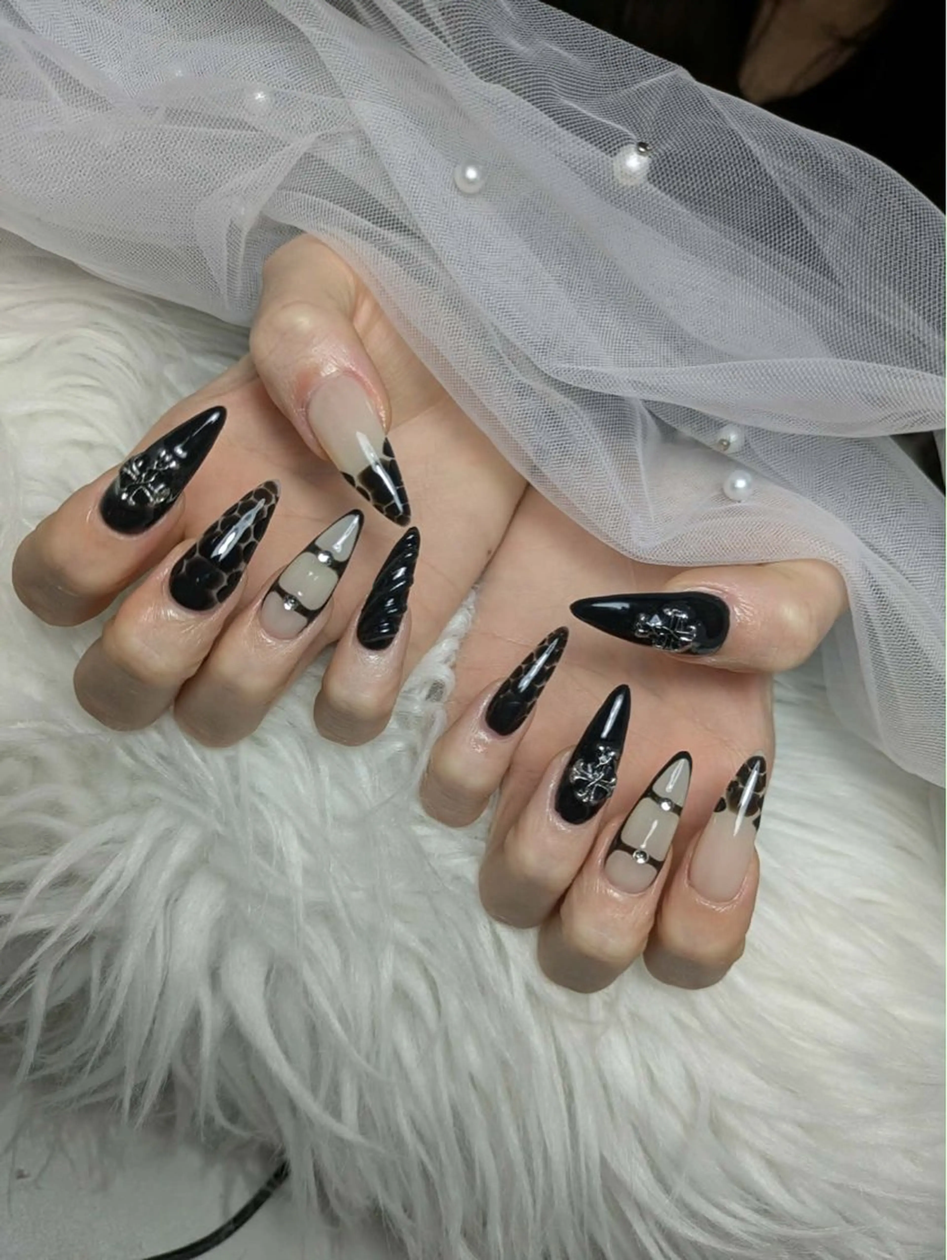 ネイル Queen Nail 柏店　クイーンネイルのネイルデザイン