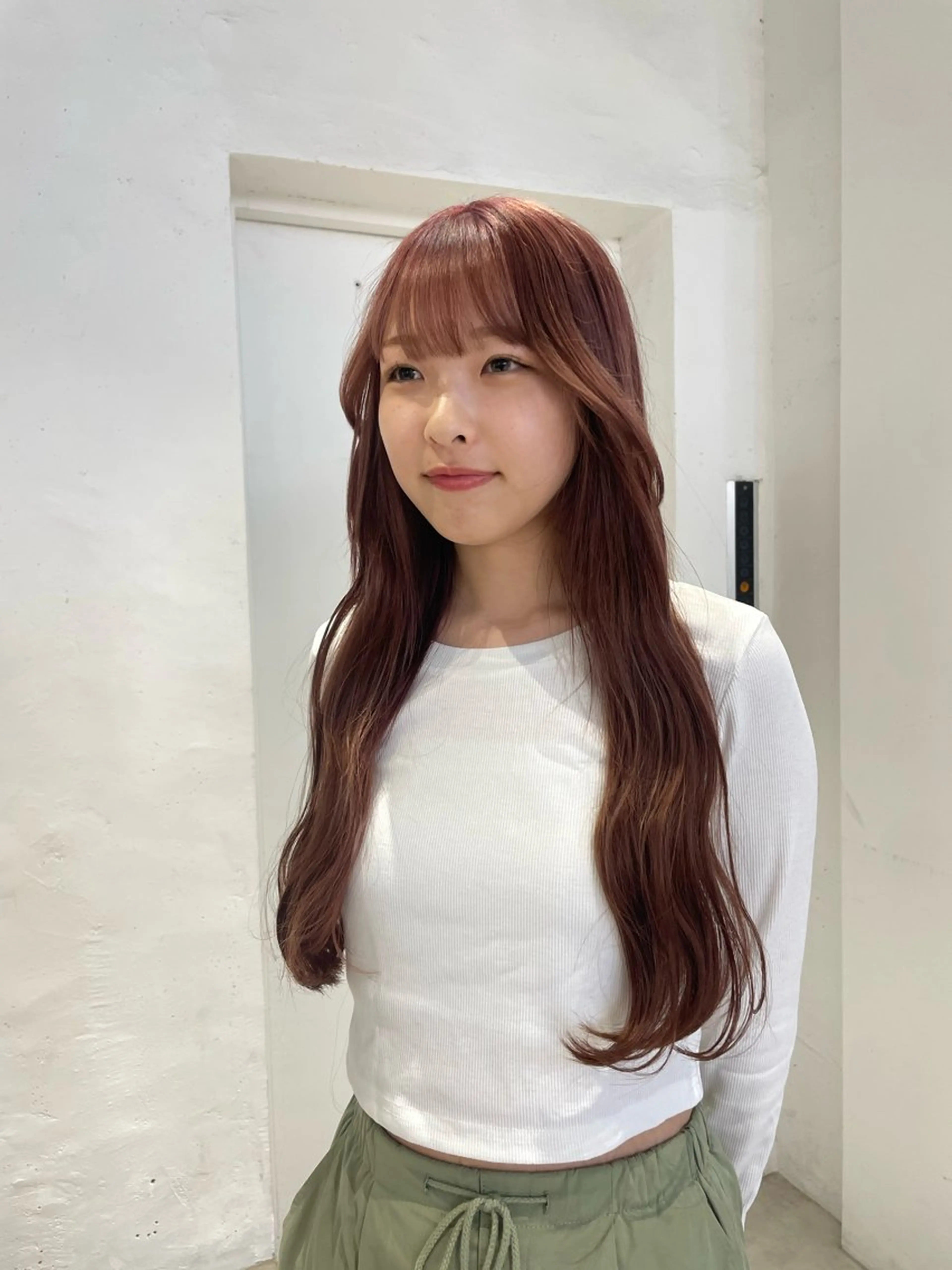 ロング カラー ヘアカラー 🌟暖色系ハイトーン 🌟AIのヘアスタイル