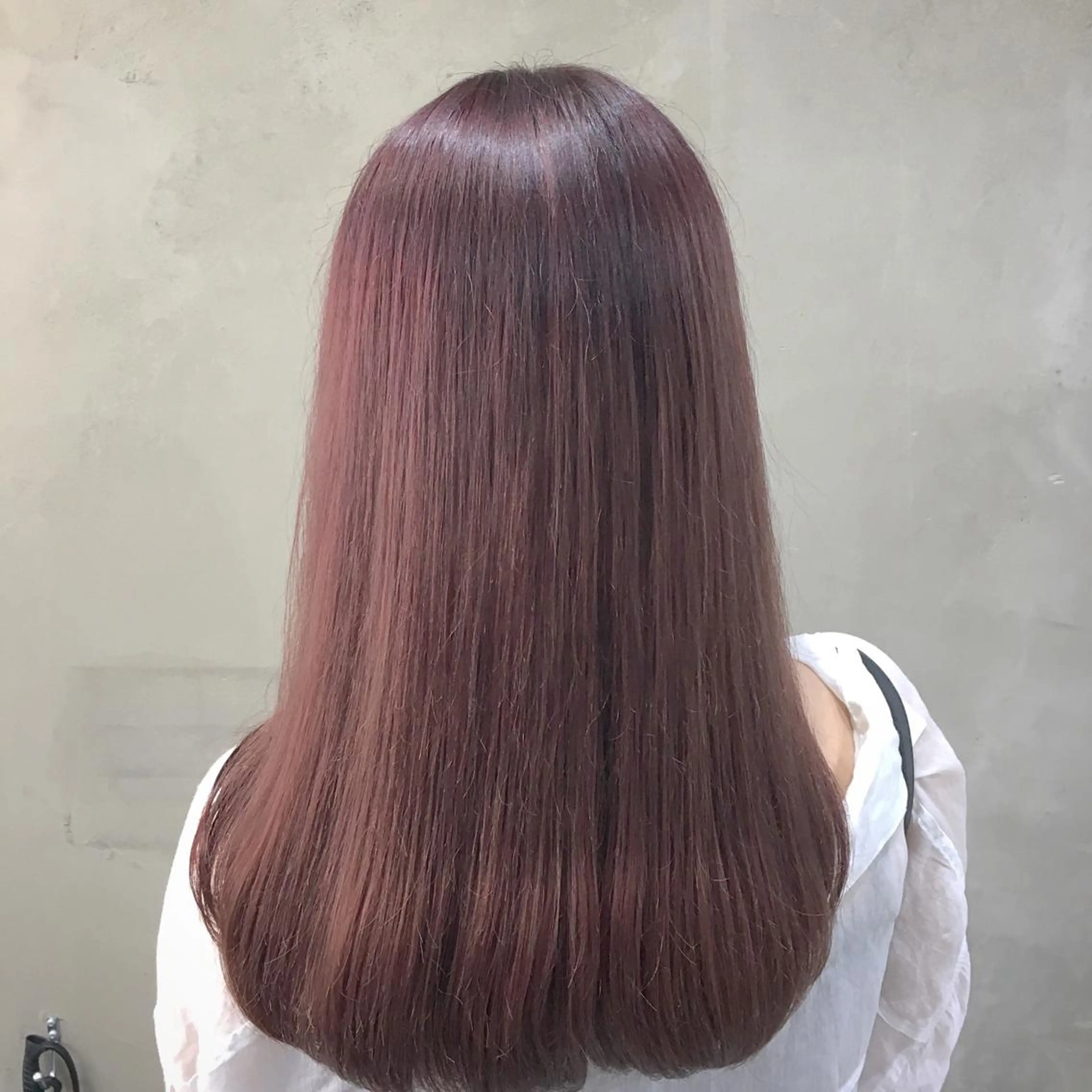 セミロング カラー ブラウンカラー ピンクカラー ピンクブラウン ヘアカラー トリートメント 渋谷🎨ハイトーン ×エクステ🎨レンのヘアスタイル