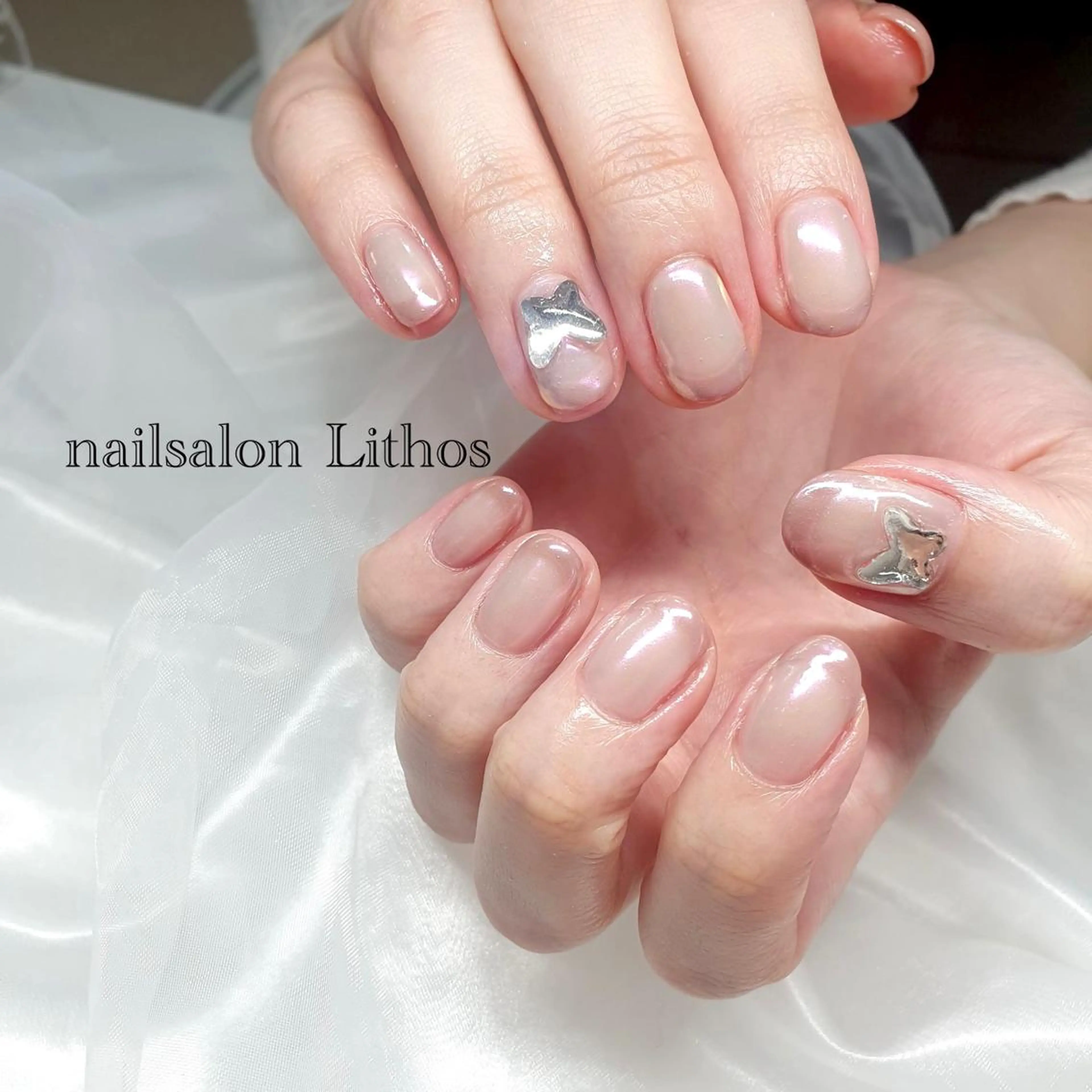 ネイル ミラーネイル ハンドネイル nailsalon Lithos所属・nailsalon Recontreのネイルデザイン