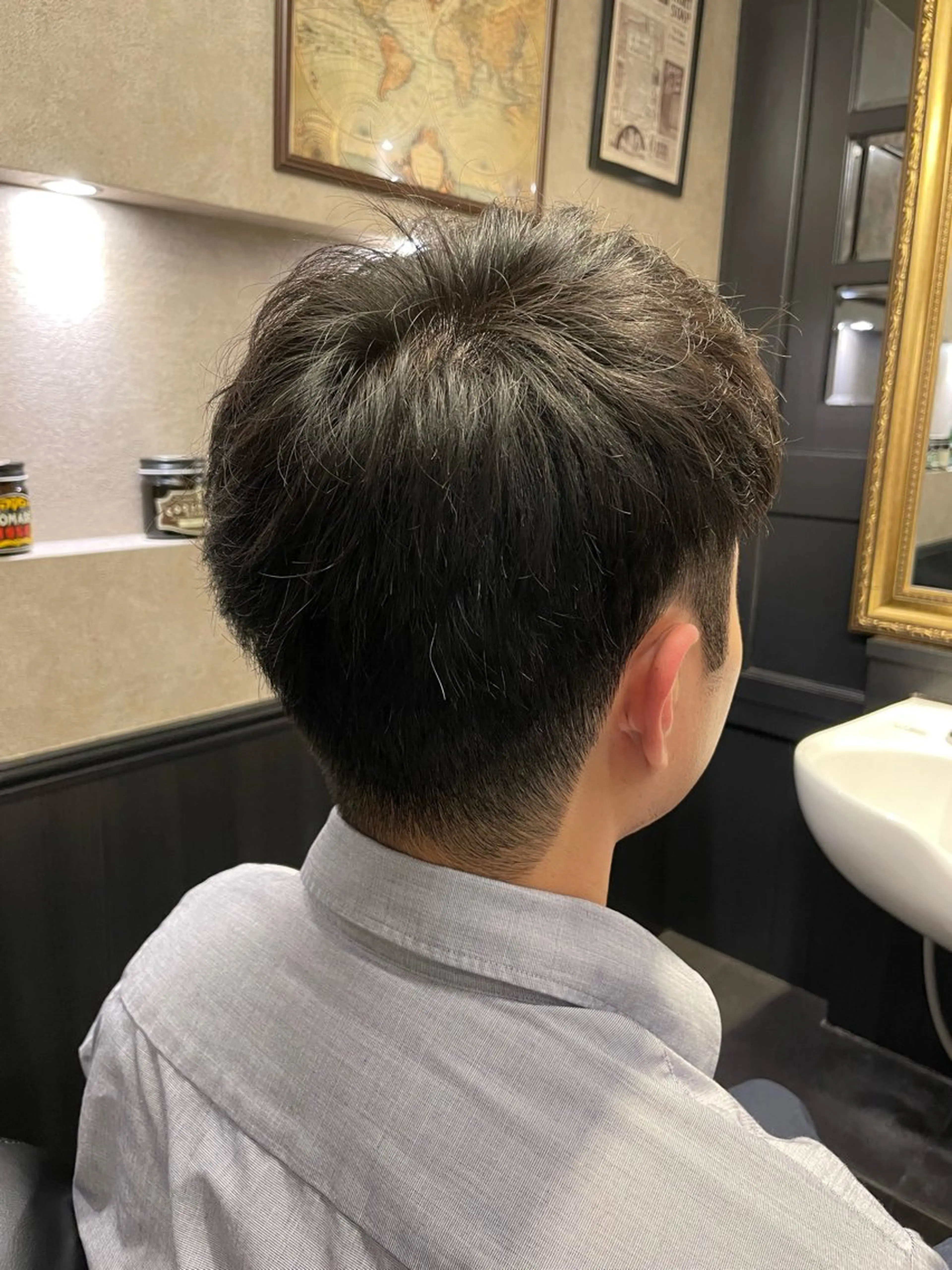 ショート メンズ SAKI SAKIのヘアスタイル