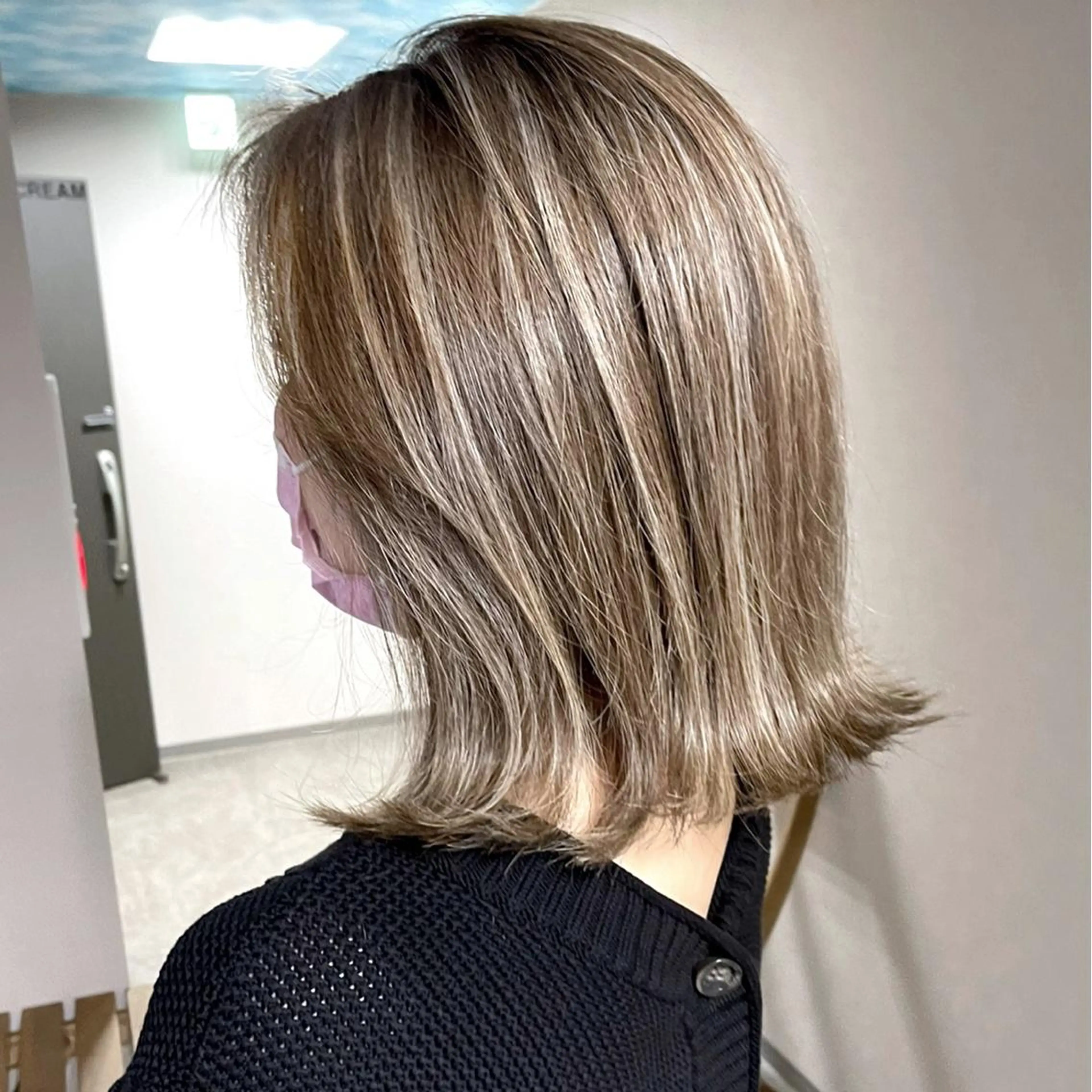 ショート ボブ ヘアカラー 松井那津子 /ハイライトブリーチのヘアスタイル