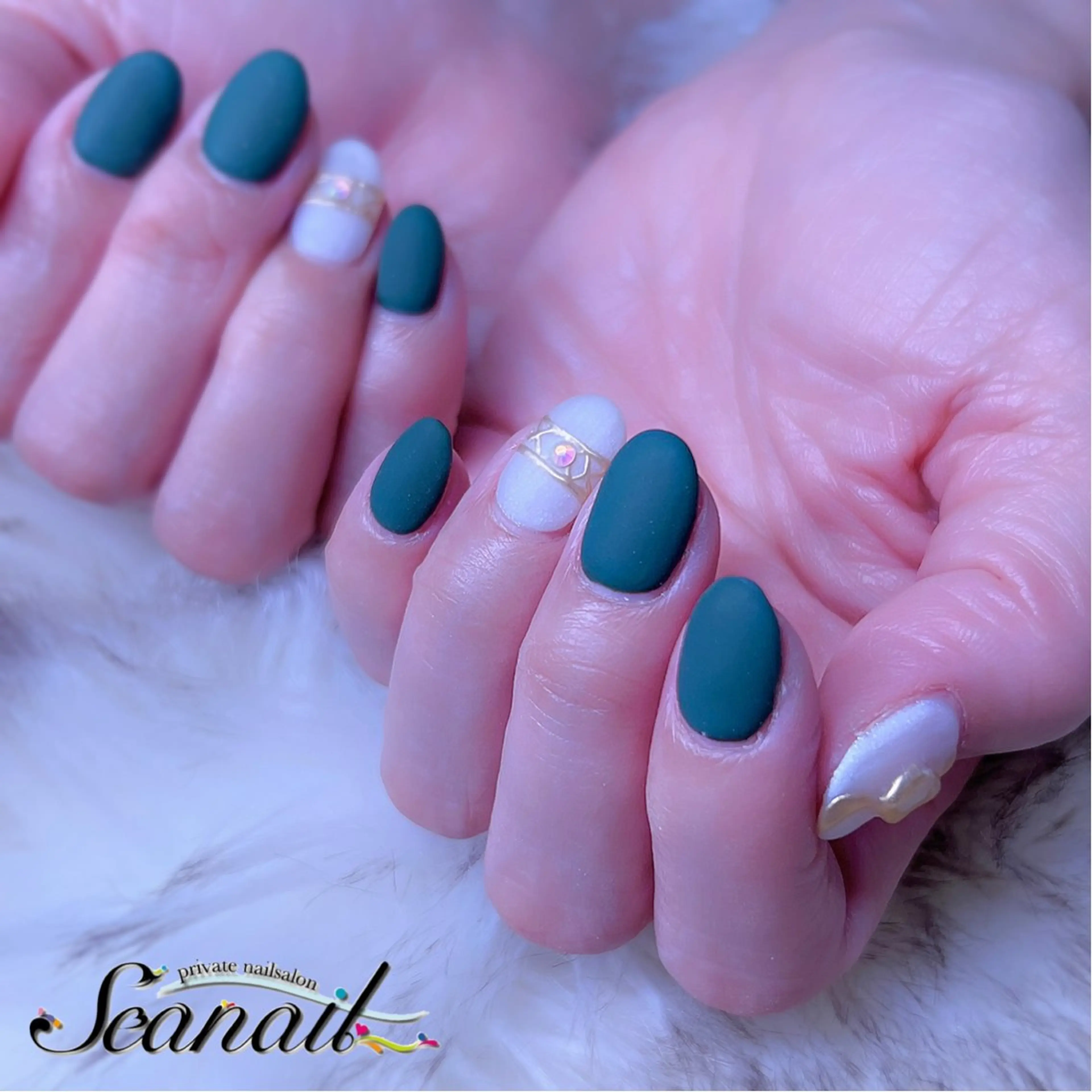 ネイル ジェルネイル グリーン 持ち込み ニュアンスネイル スカルプネイル 小尾 栞のネイルデザイン