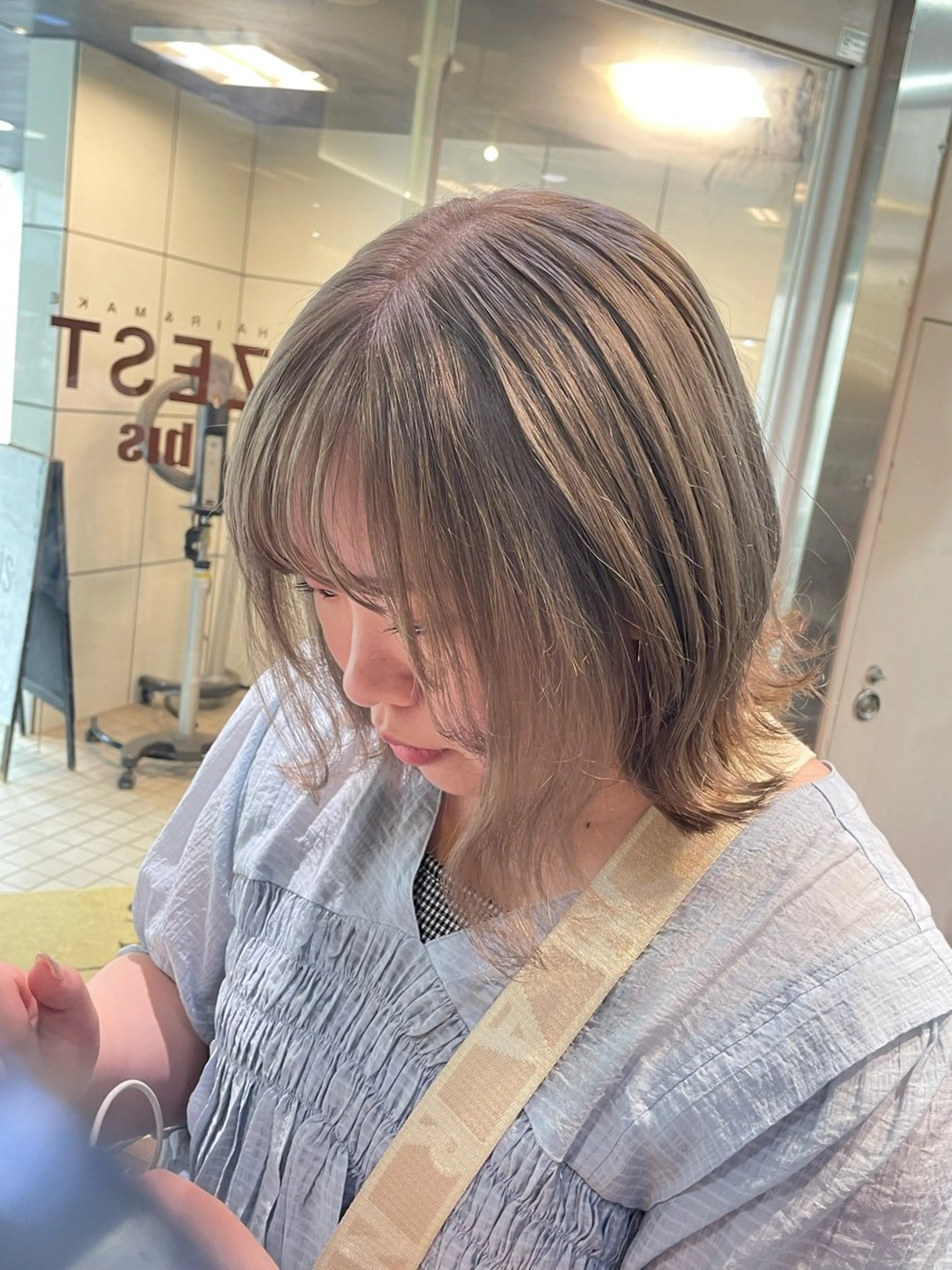 ショート カラー ‪るか/‪透明感 カラー/アレンジのヘアスタイル