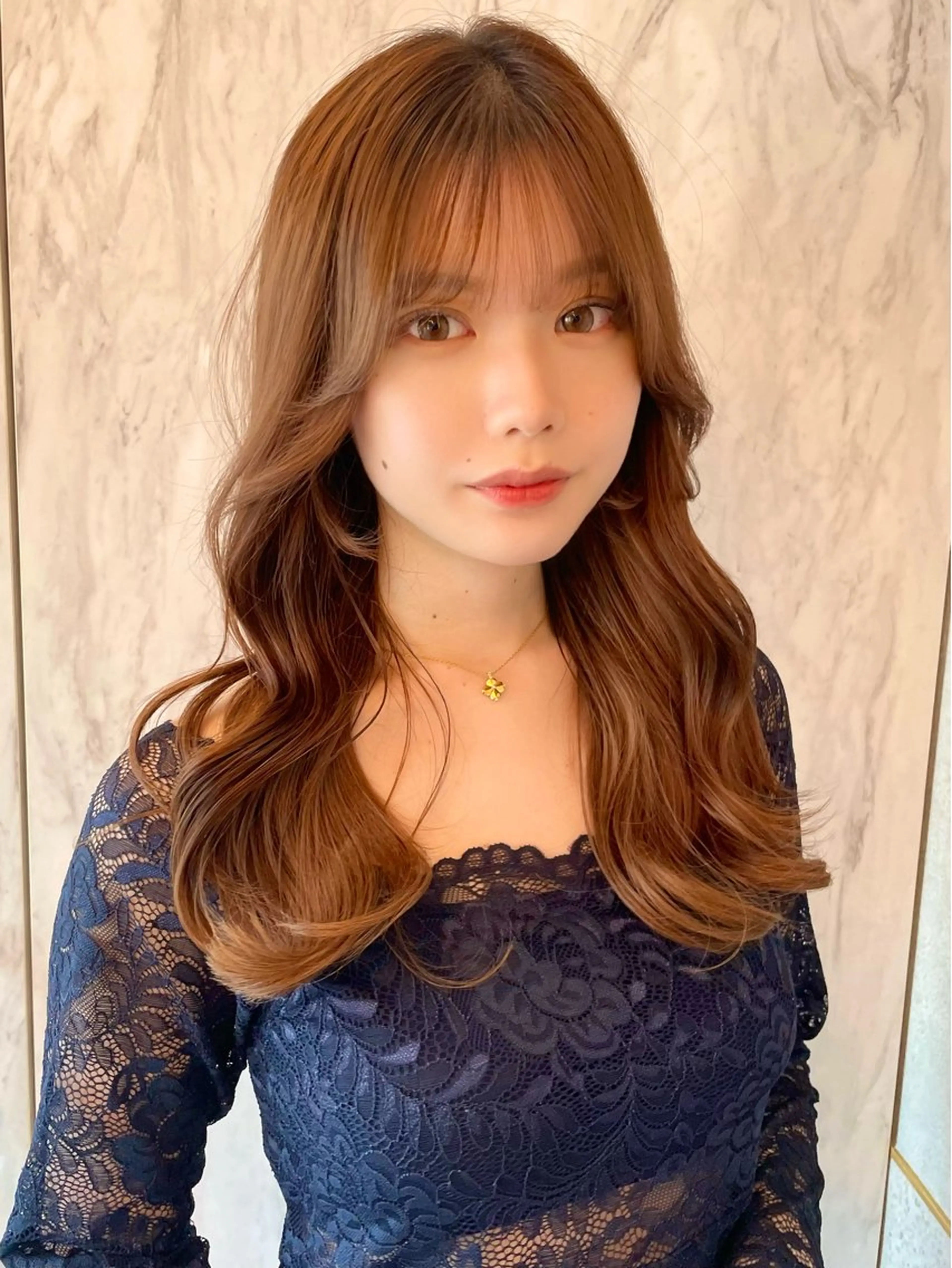 セミロング カラー ベージュカラー ブリーチ 透明感カラー ダブルカラー グレージュ カット ヘアカラー 韓国ヘア🤍顔周り/ 髪質改善✨/林遼一郎のヘアスタイル