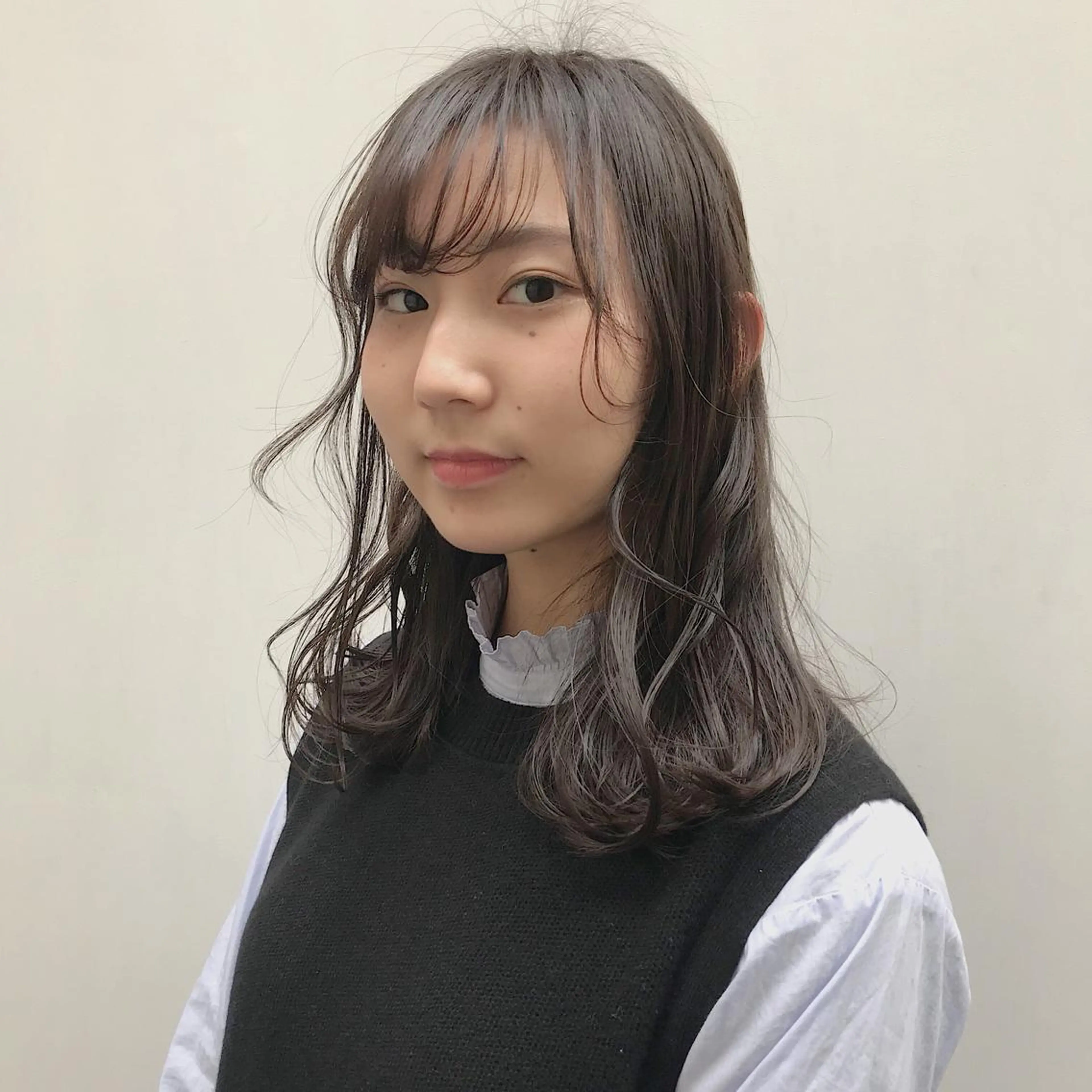 ミディアム カラー 日々所属・谷 大地のヘアスタイル