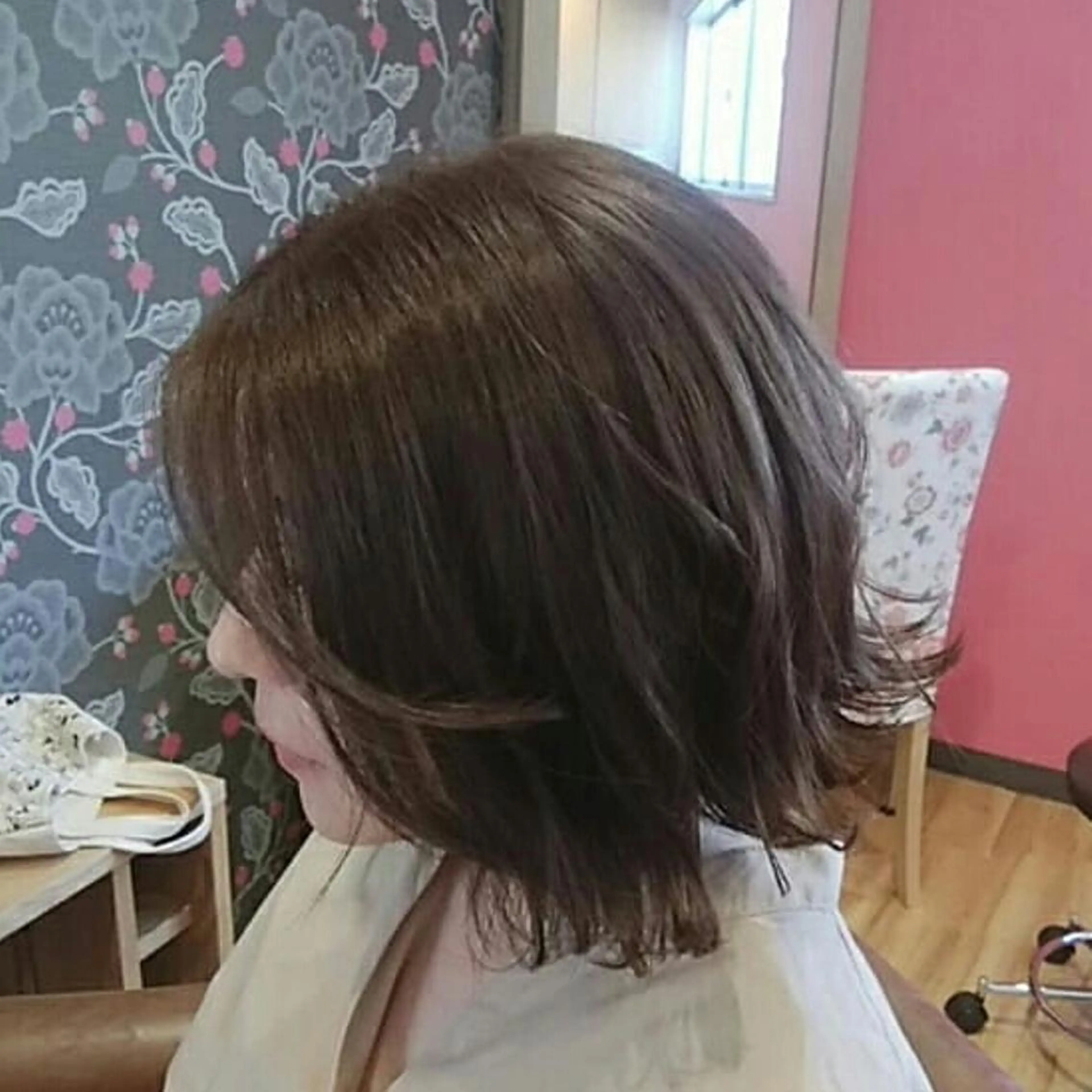 ショート カラー グレージュ ブリーチなしWカラー /酸性ストレート河本のヘアスタイル