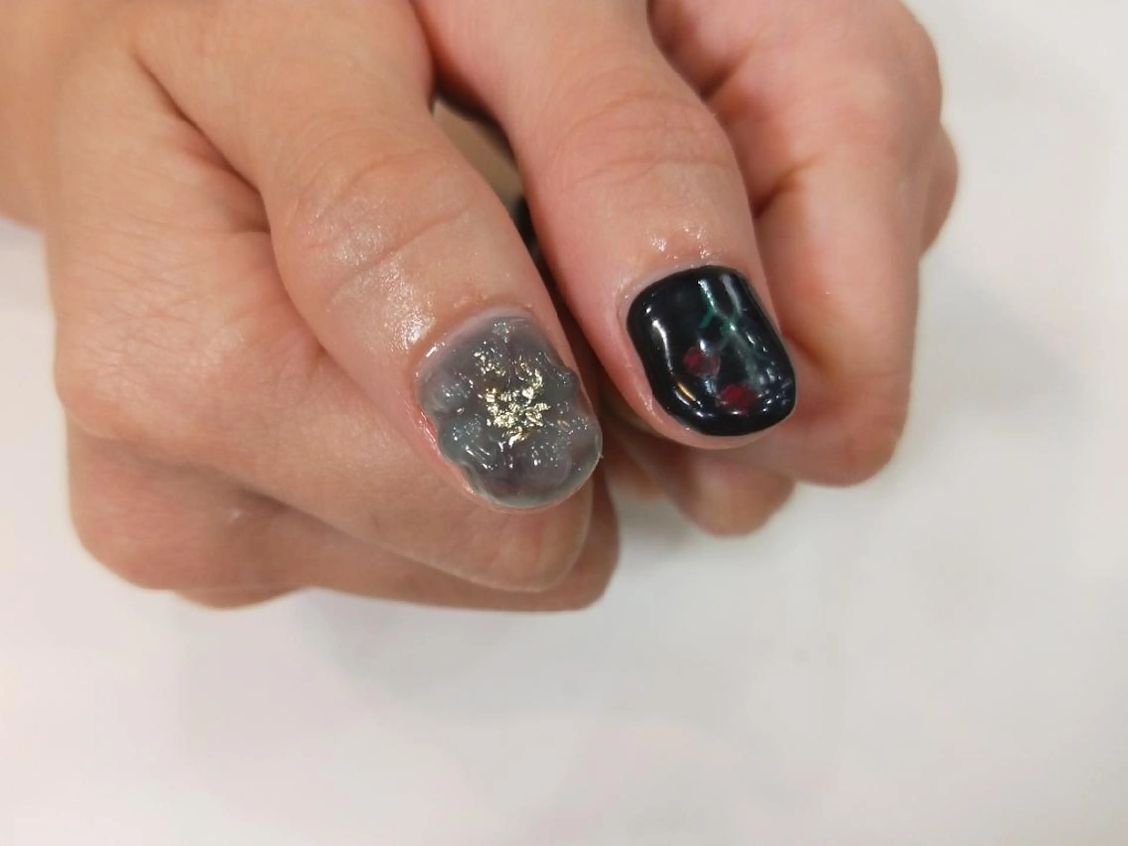 ネイル ハンドネイル ハンドケア R'well所属・はばすみれ🎀ﾈｲﾙ 光ﾌｪｲｼｬﾙ ﾍｱのネイルデザイン