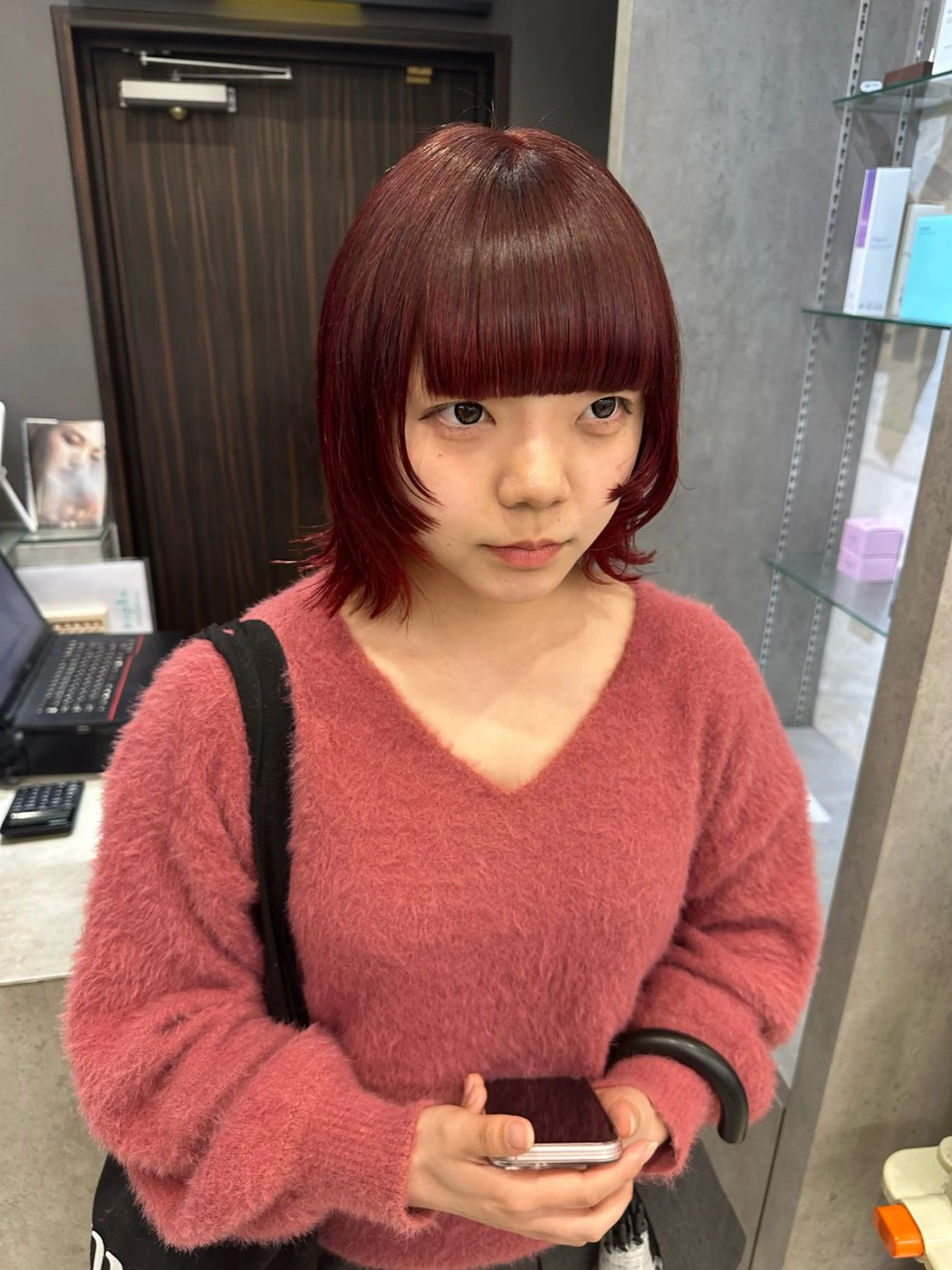 ミディアム 顔まわりレイヤー 顔周りカット レイヤーカット カット AYAKASA 暖色カラー/レイヤーのヘアスタイル