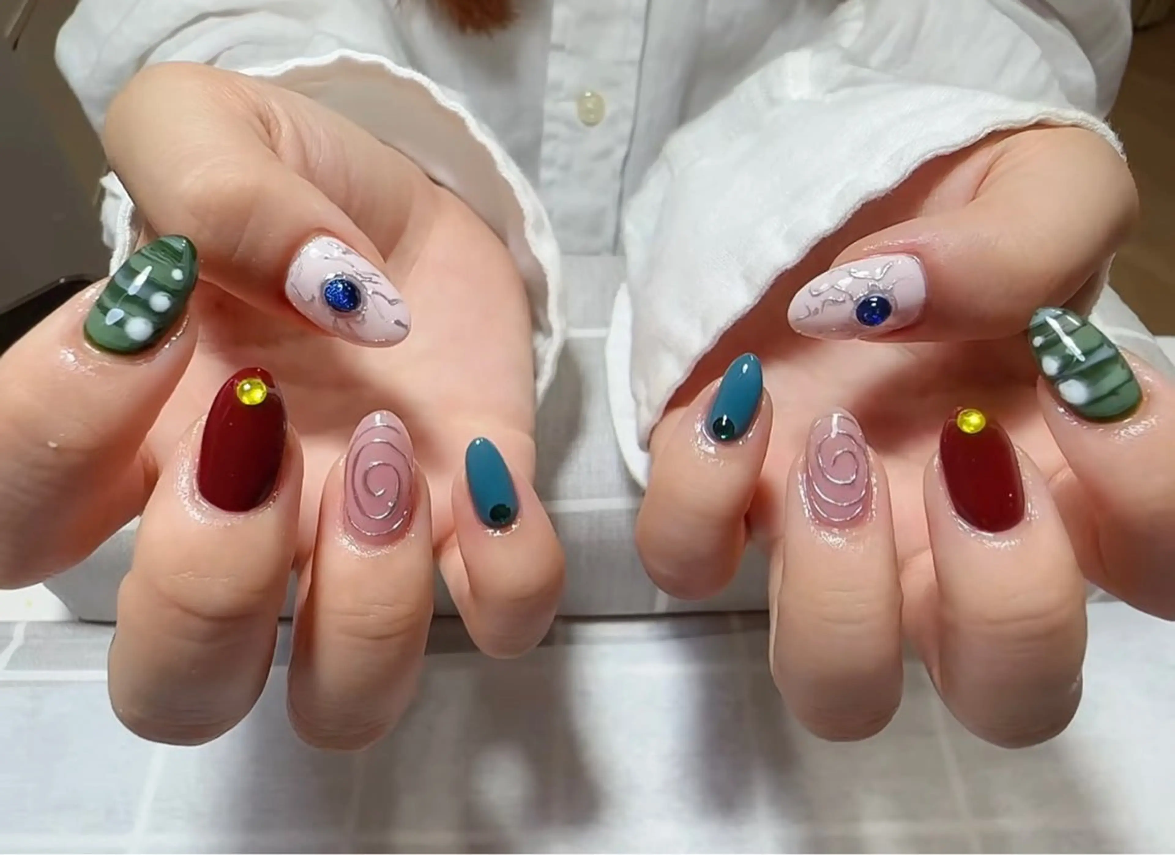 ネイル Miouミオン ネイルサロンのネイルデザイン