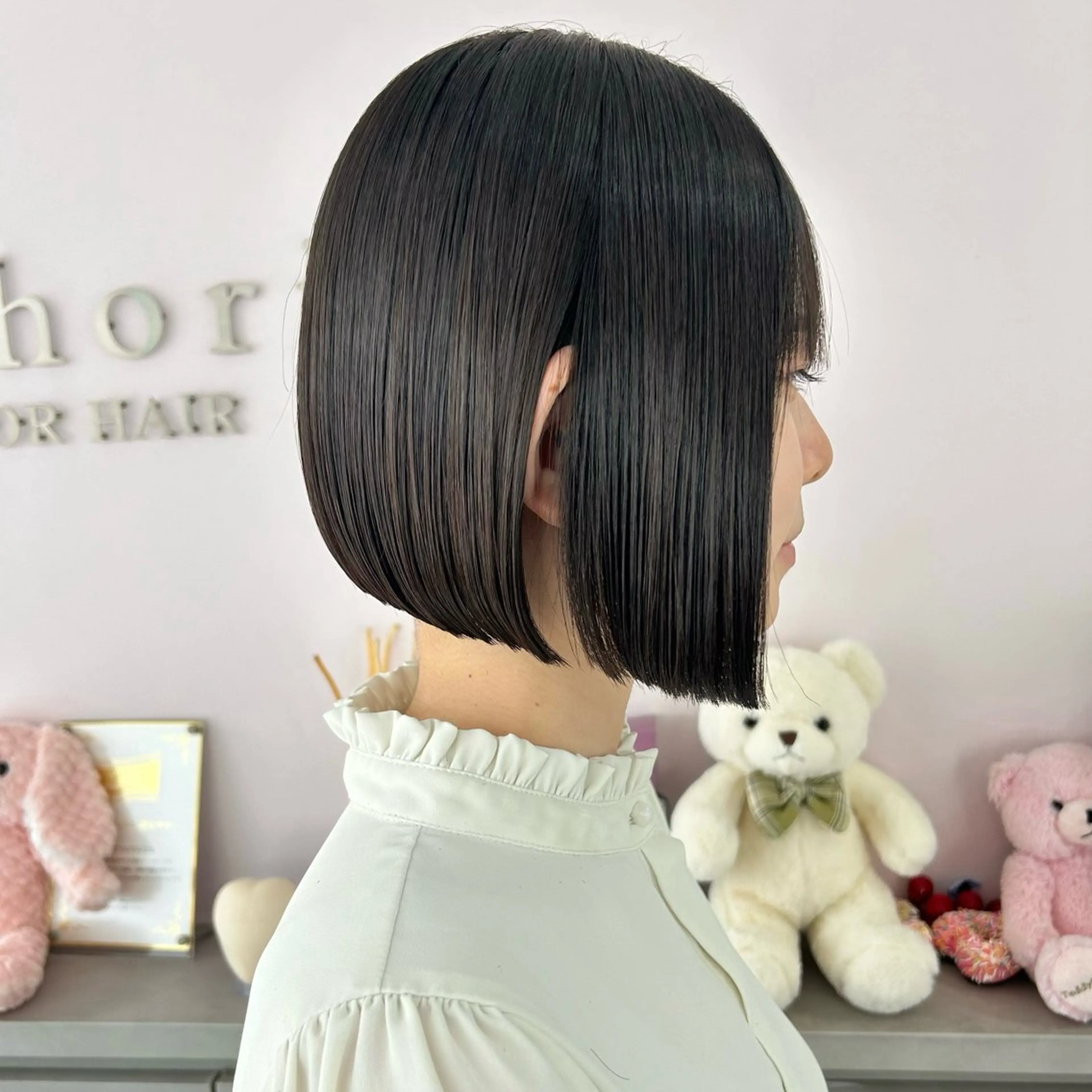 ショート ボブ 似合わせカット カット トリートメント 美髪矯正/艶髪カラー 🌟小顔に見えるボブのヘアスタイル