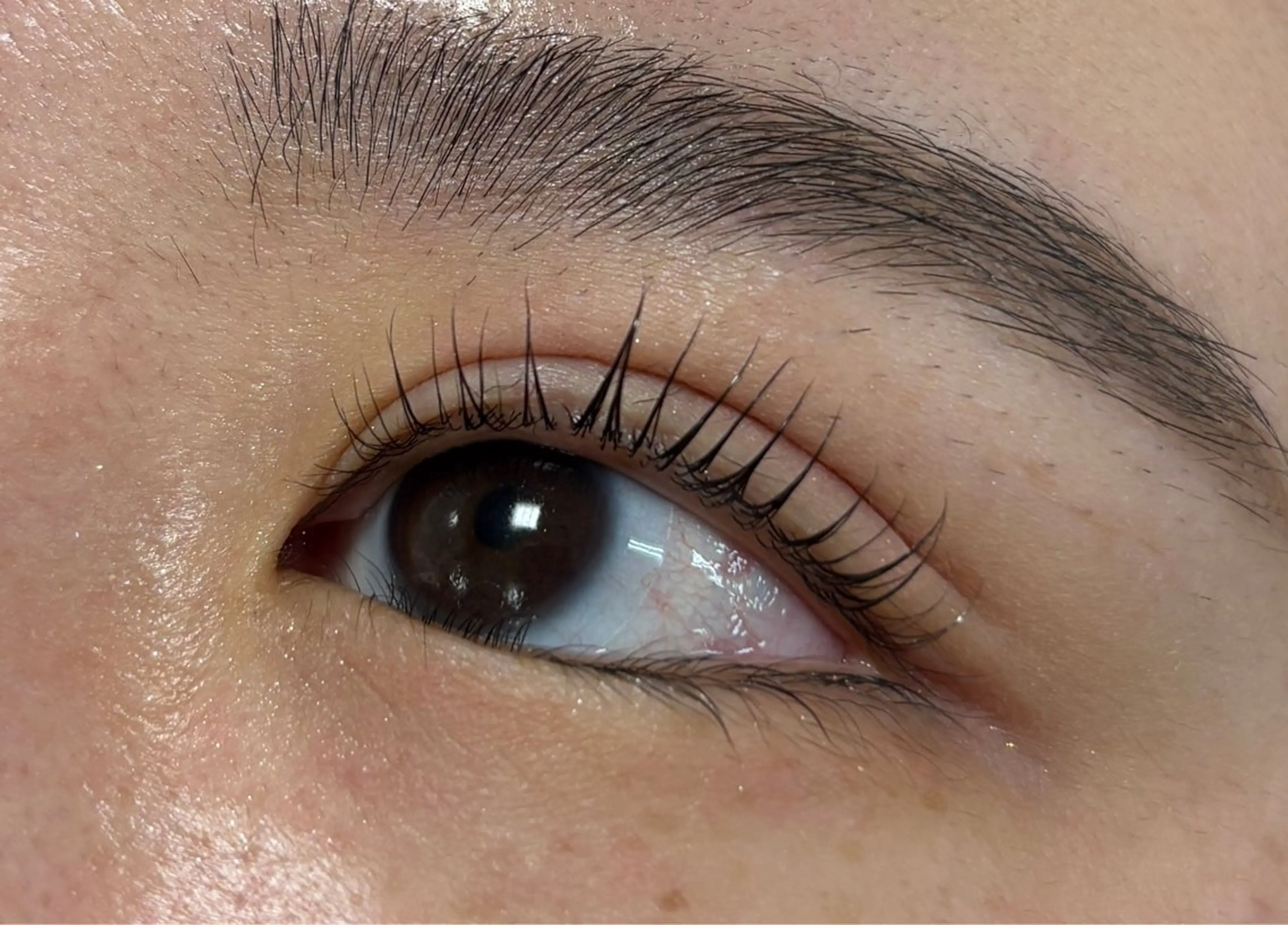 マツエク・マツパ eye lash  Lucia 難波所属・ひらおか ういの眉毛・アイブロウイメージ