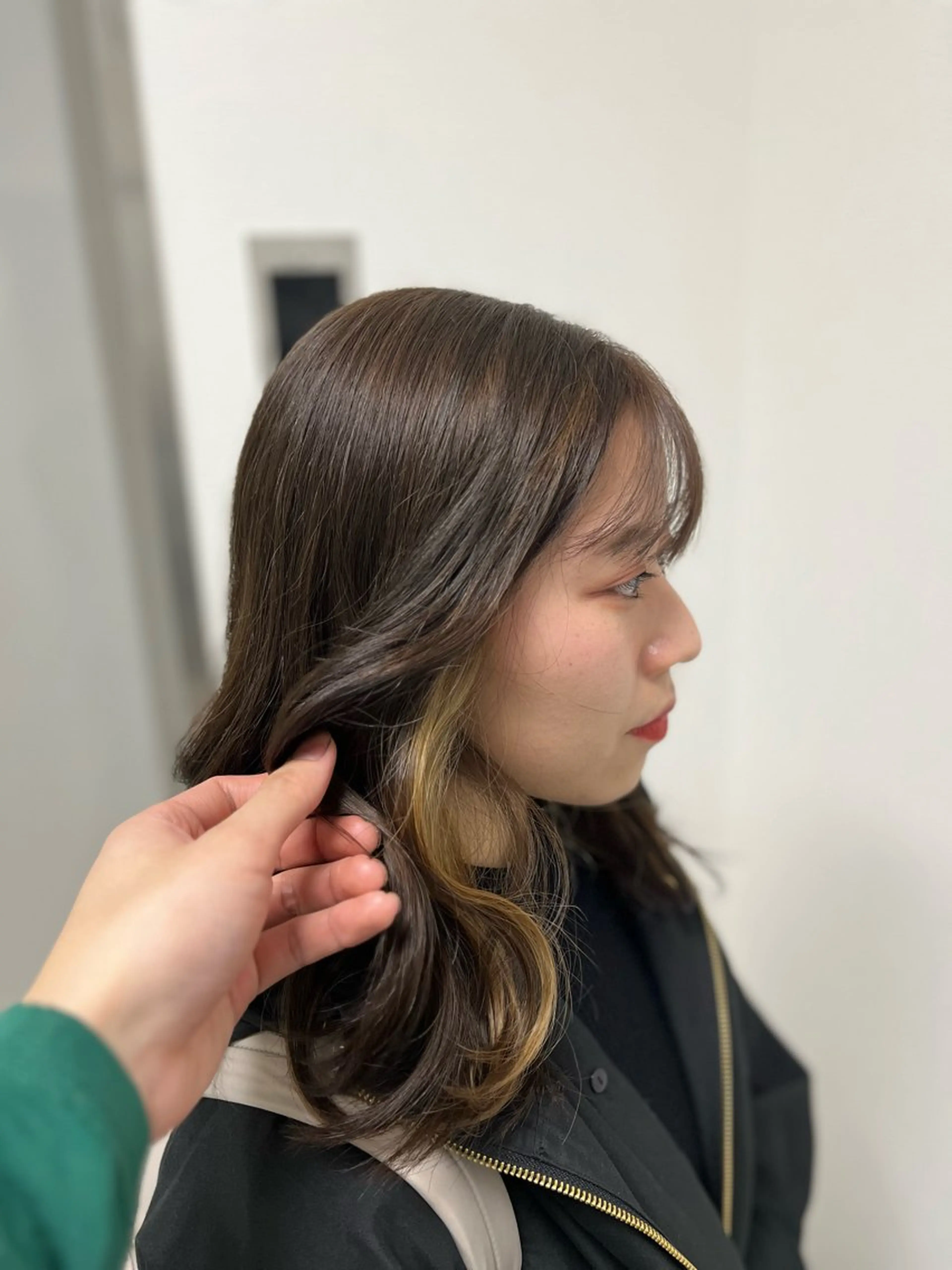 ミディアム カラー 縮毛矯正/ハイトーン /パーマ/前原汐🎐のヘアスタイル