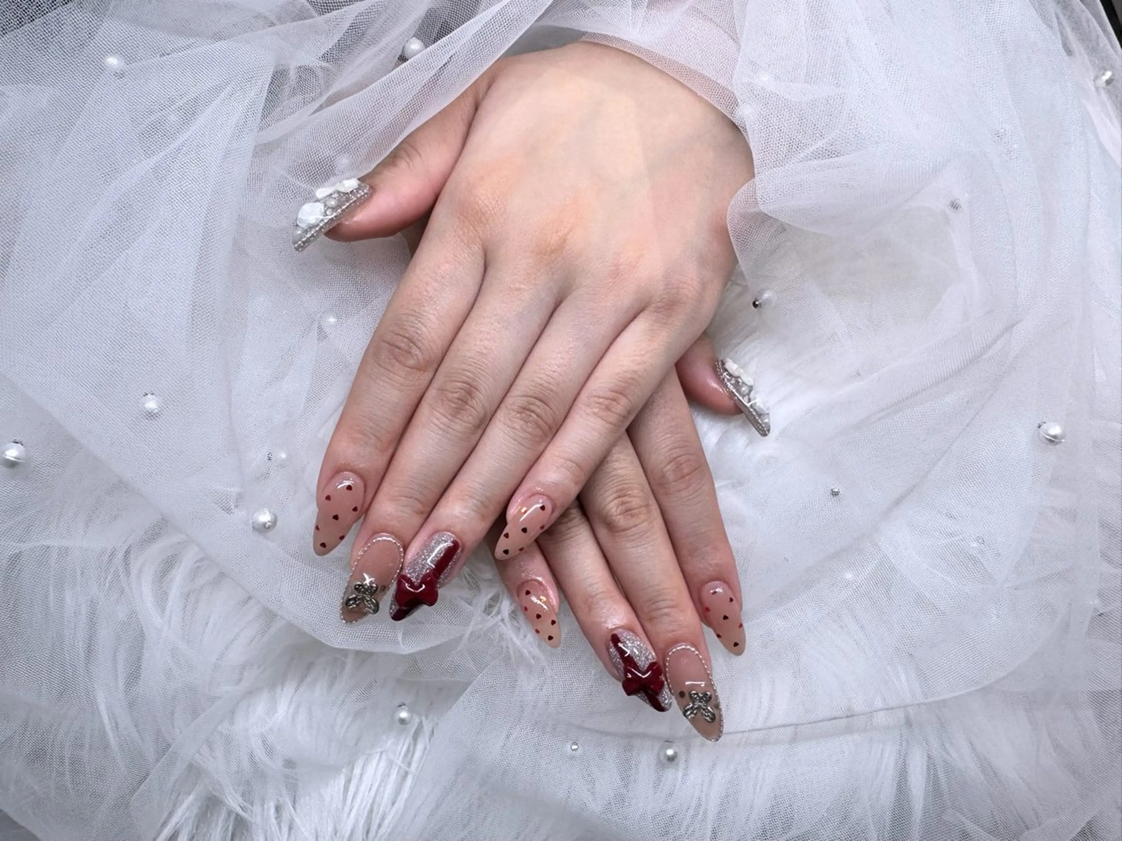 ネイル ハンドネイル 🌈 Laule'aのネイルデザイン