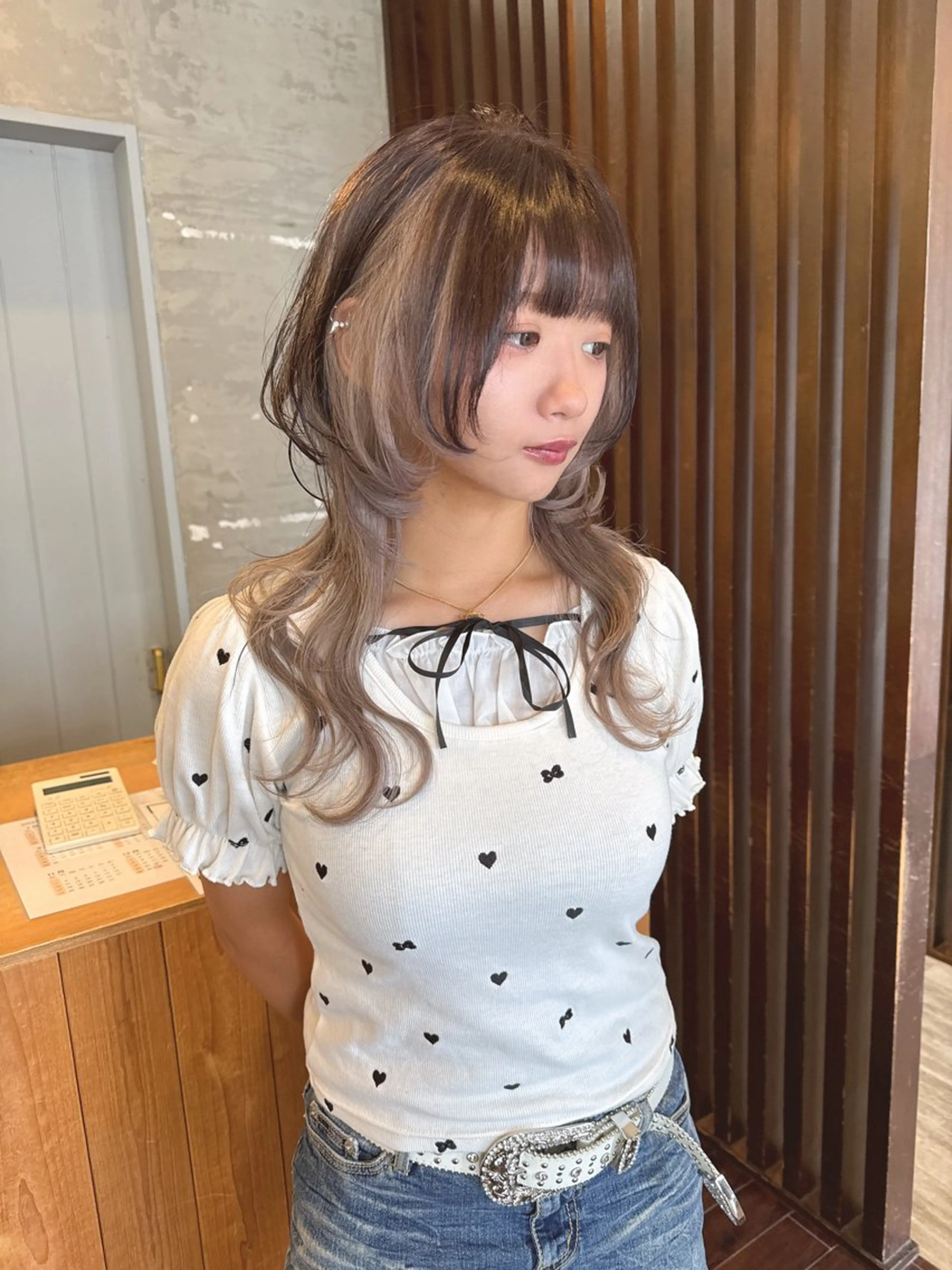 ロング カラー インナーカラー ウルフカット カット ヘアカラー 具志 正太のヘアスタイル