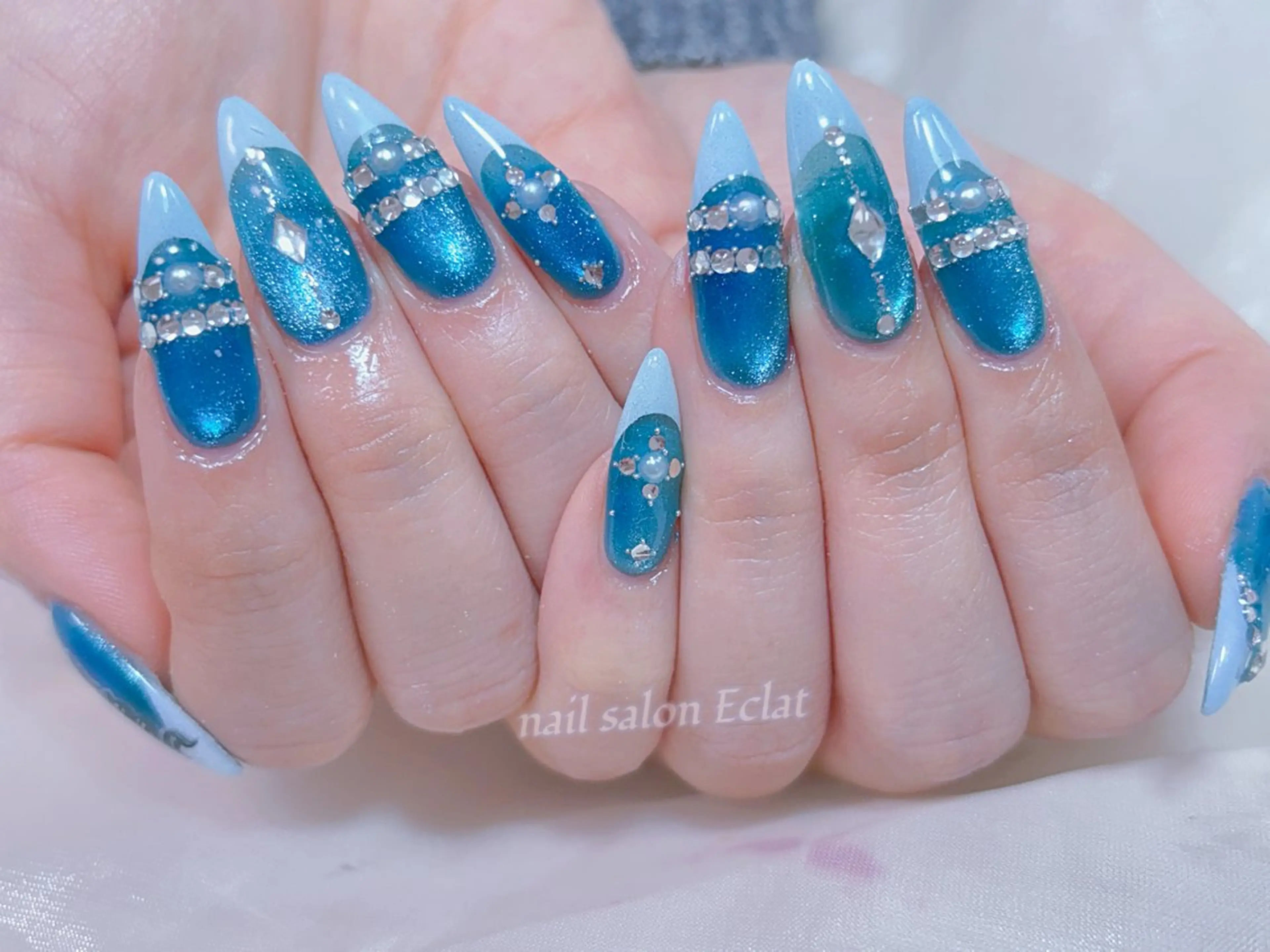 ネイル ハンドネイル ネイルサロンエクラ 🫧Shizukaのネイルデザイン