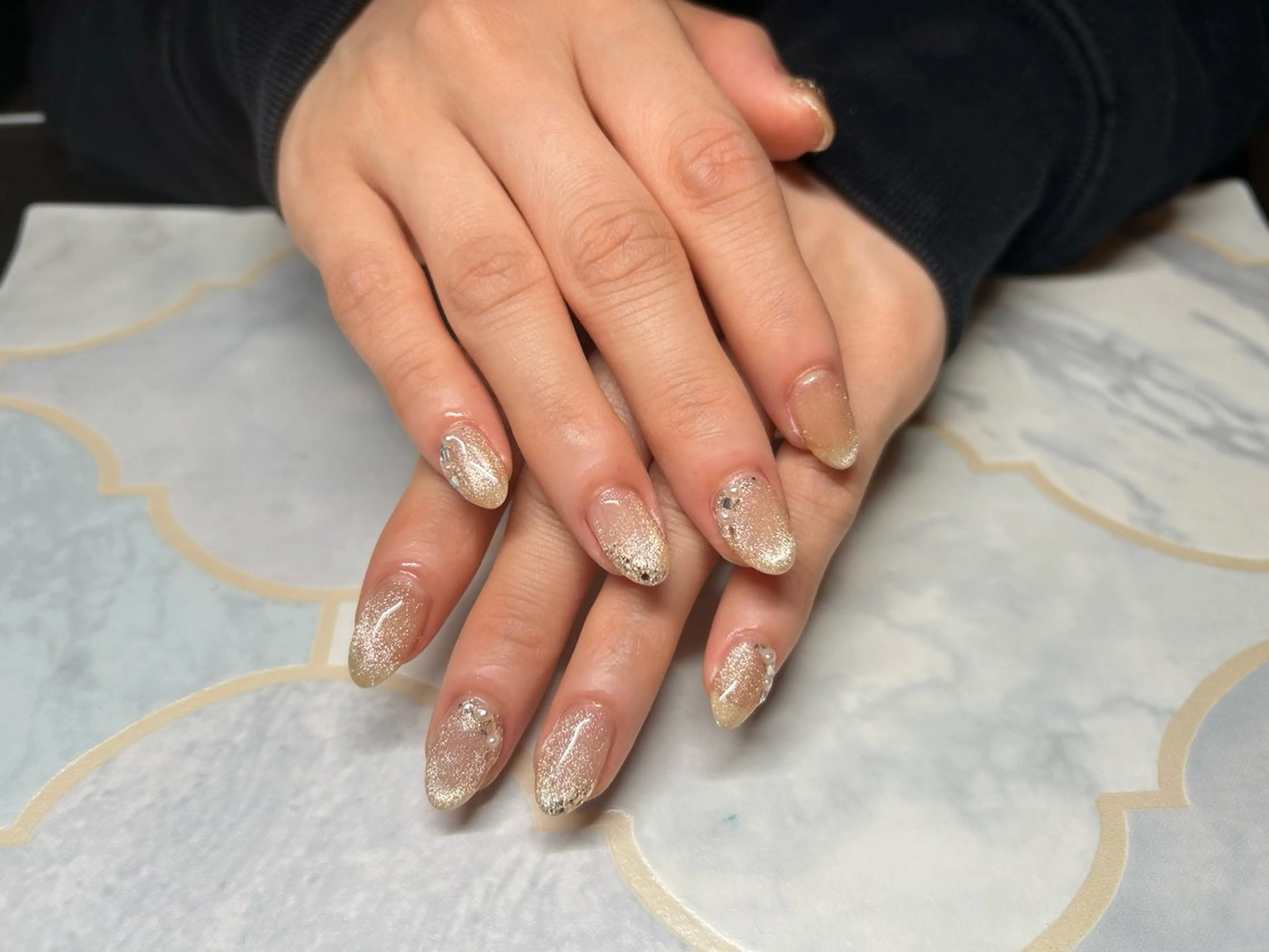 ネイル マグネットネイル ハンドネイル Lisa’s Salonのネイルデザイン