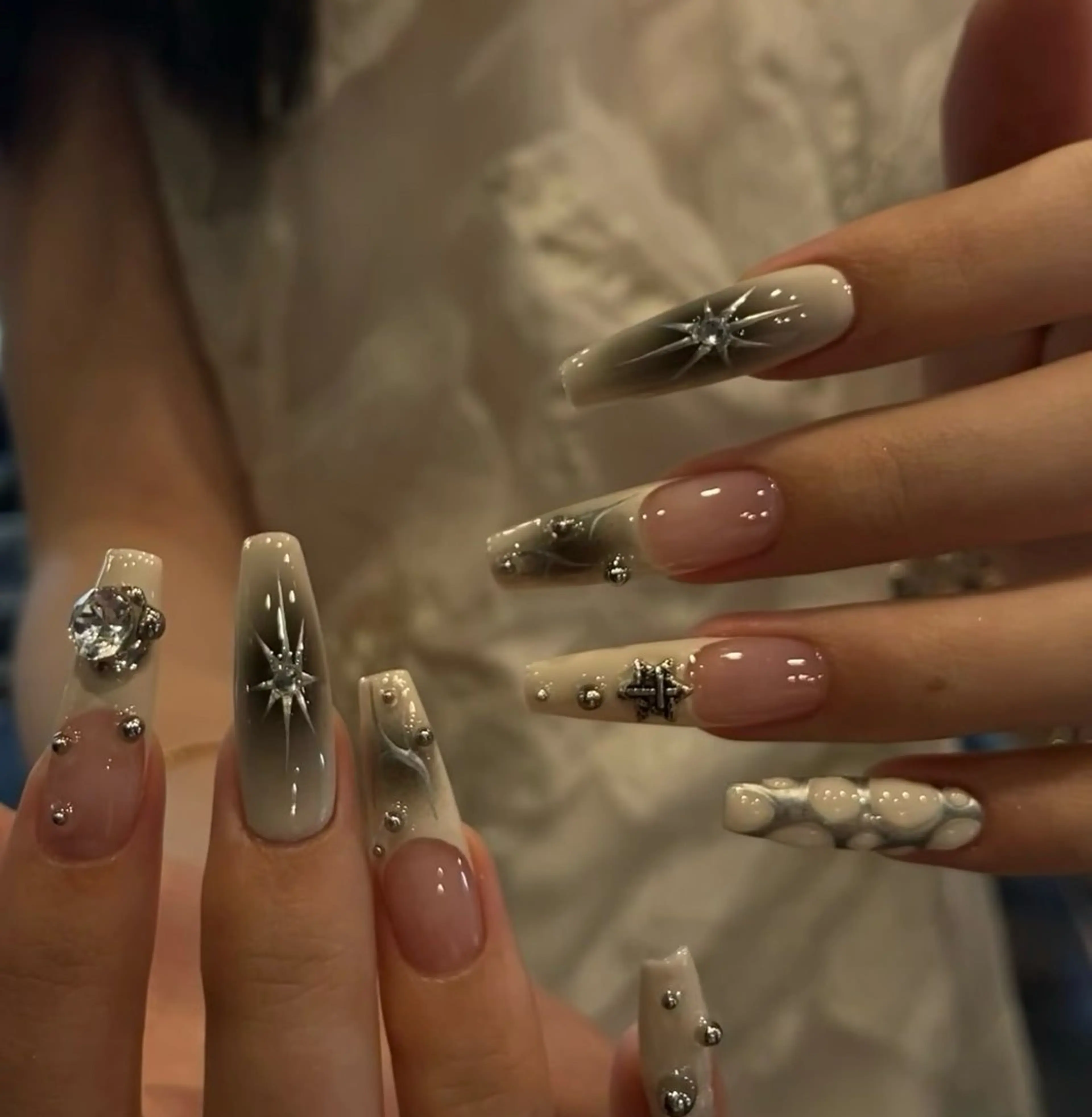 ネイル Hana  NAIL所属・新宿YISInail スカルプ専門店のネイルデザイン