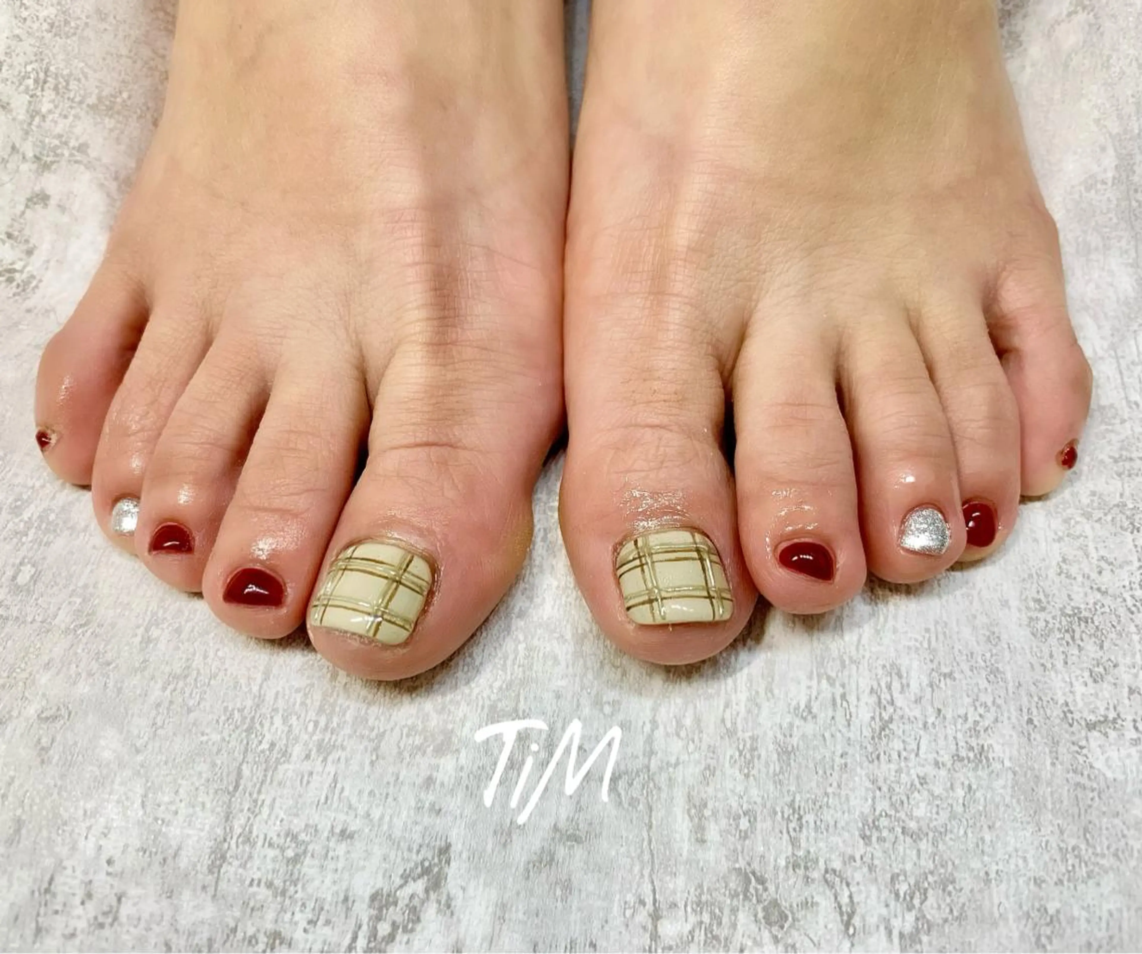 ネイル Beauty Studio TiM所属・TiM【ティム】 近鉄八尾店のネイルデザイン