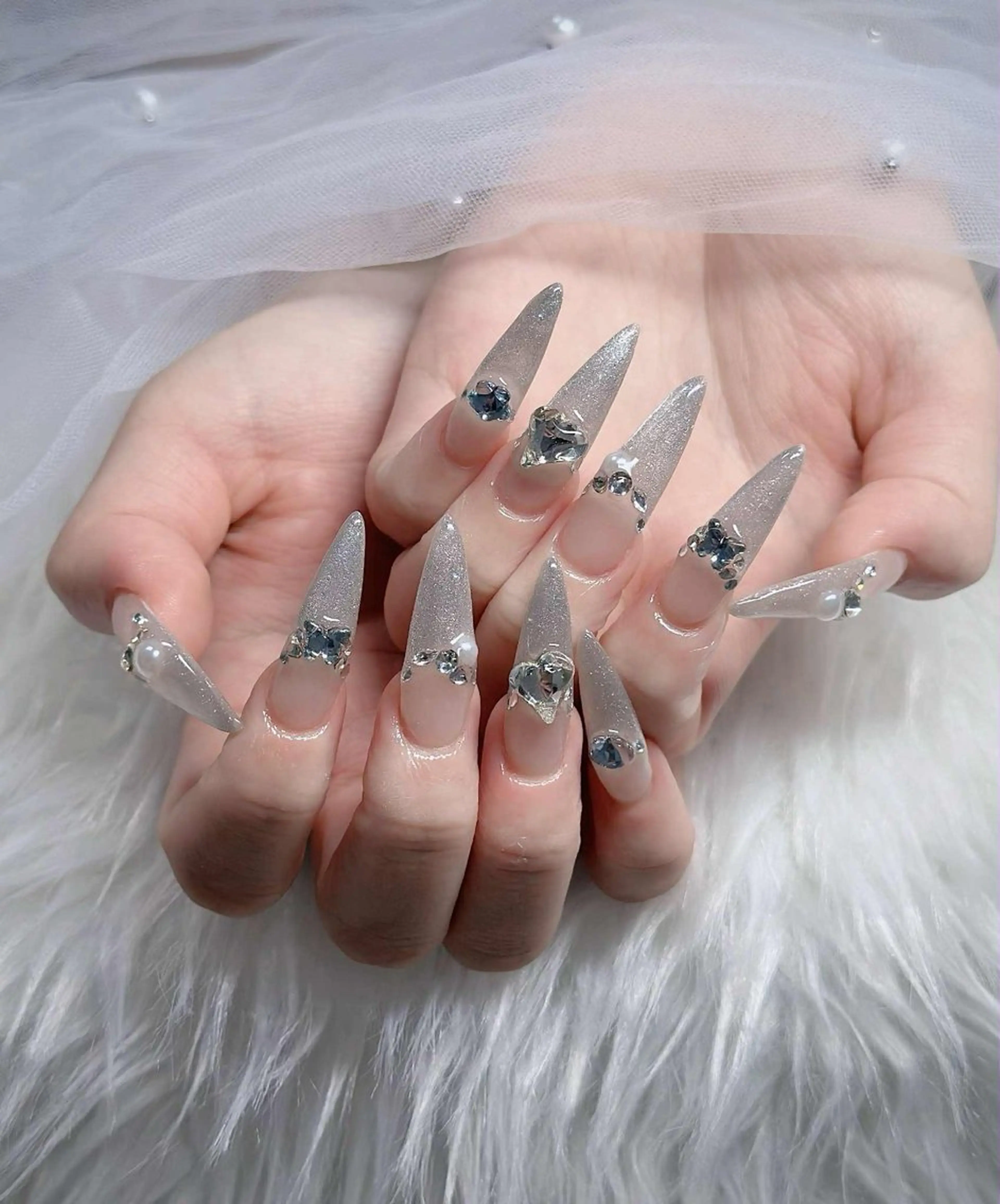 ネイル フレンチネイル ジェルネイル ガラスフレンチ ハロウィン ハート ハンドネイル H.baby Nail Salonのネイルデザイン