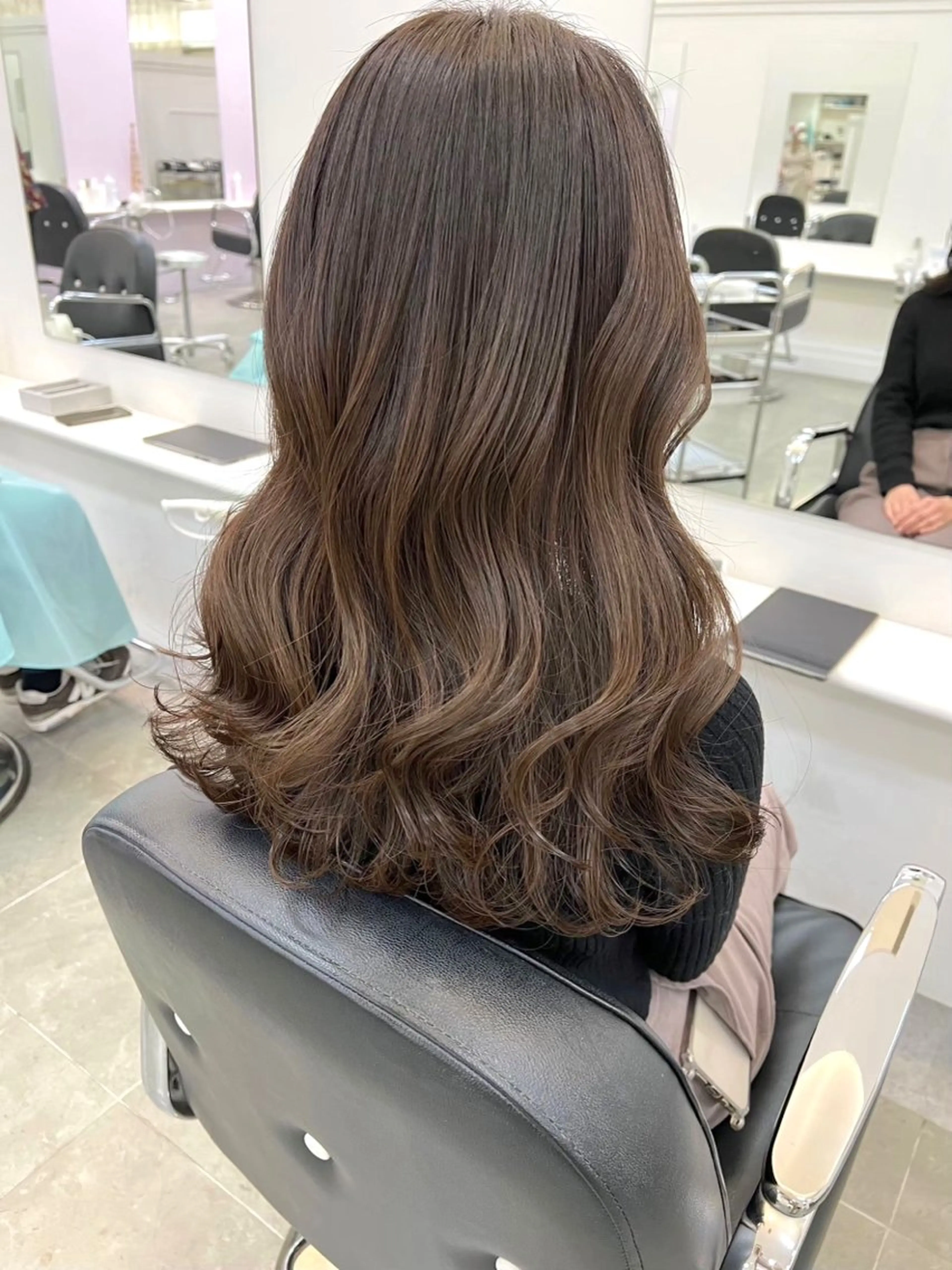 2回目以降の方👱🏻♀️【ワンカラー】+【カット】+【Aujua4stepトリートメント】の写真