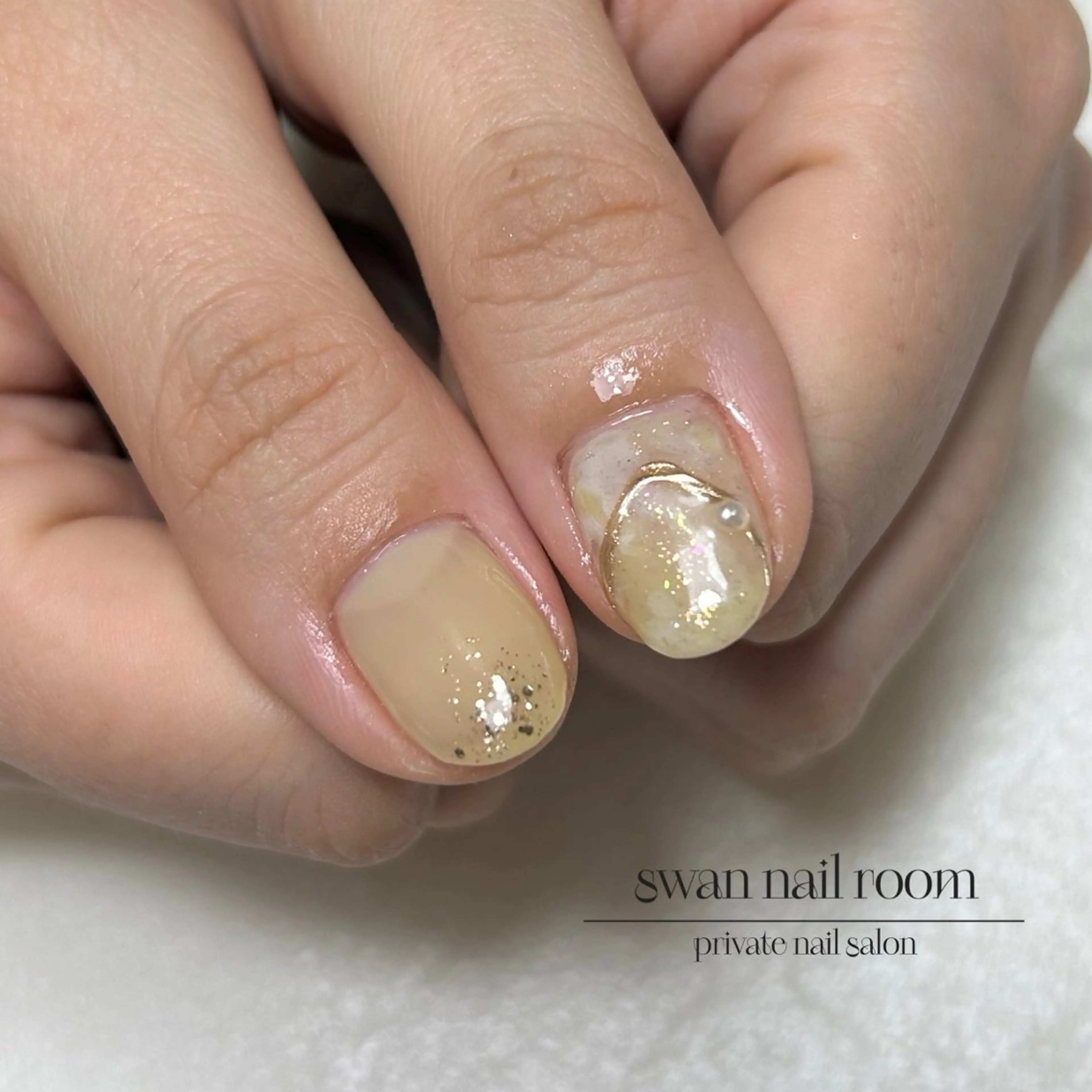ネイル ニュアンスネイル swan  nail room所属・swan nail roomのネイルデザイン