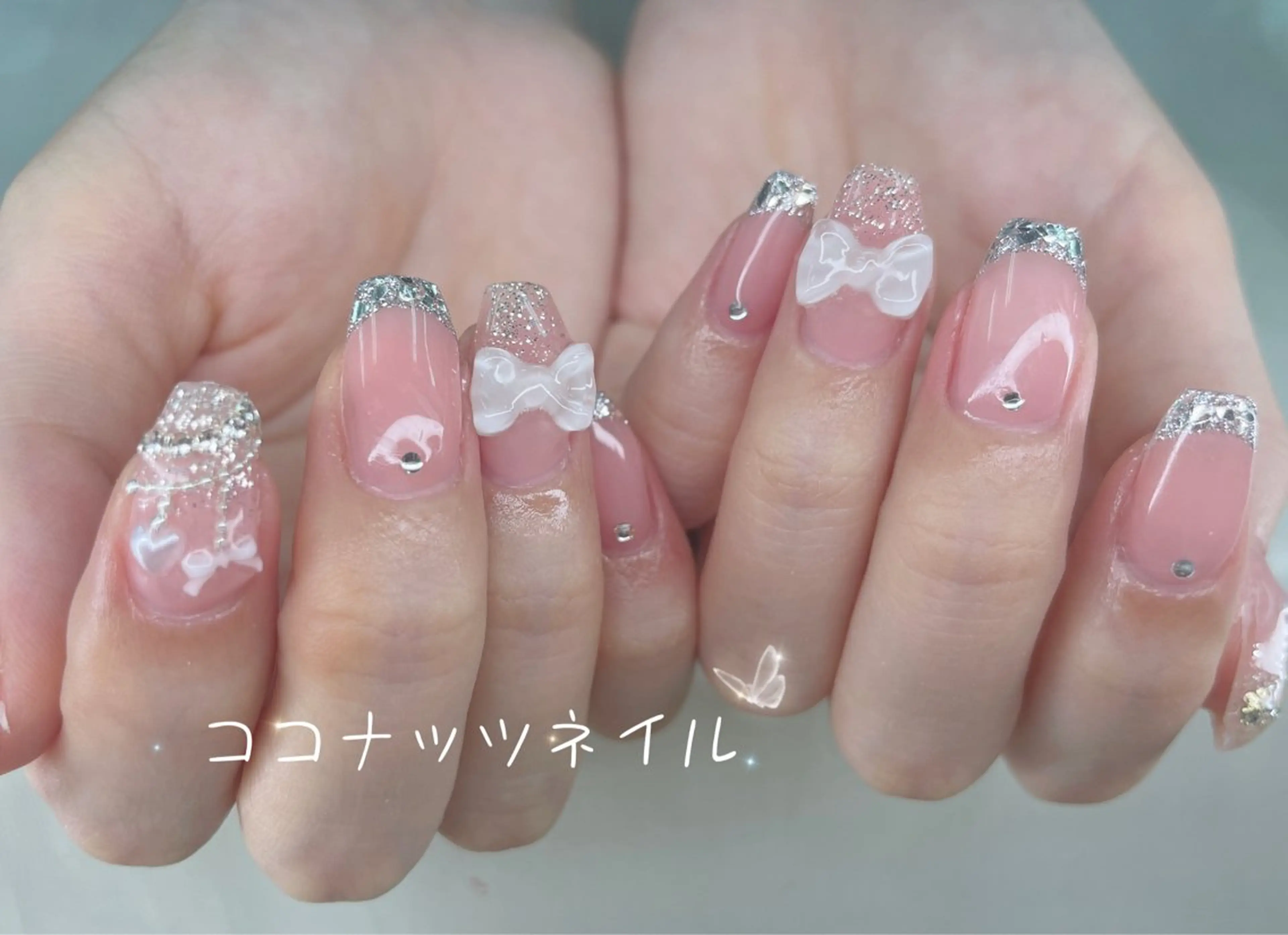 ネイル べっ甲ネイル フレンチネイル キラキラネイル マグネットネイル 大理石ネイル(マーブル) ハンドネイル 神田 ココナッツのネイルデザイン