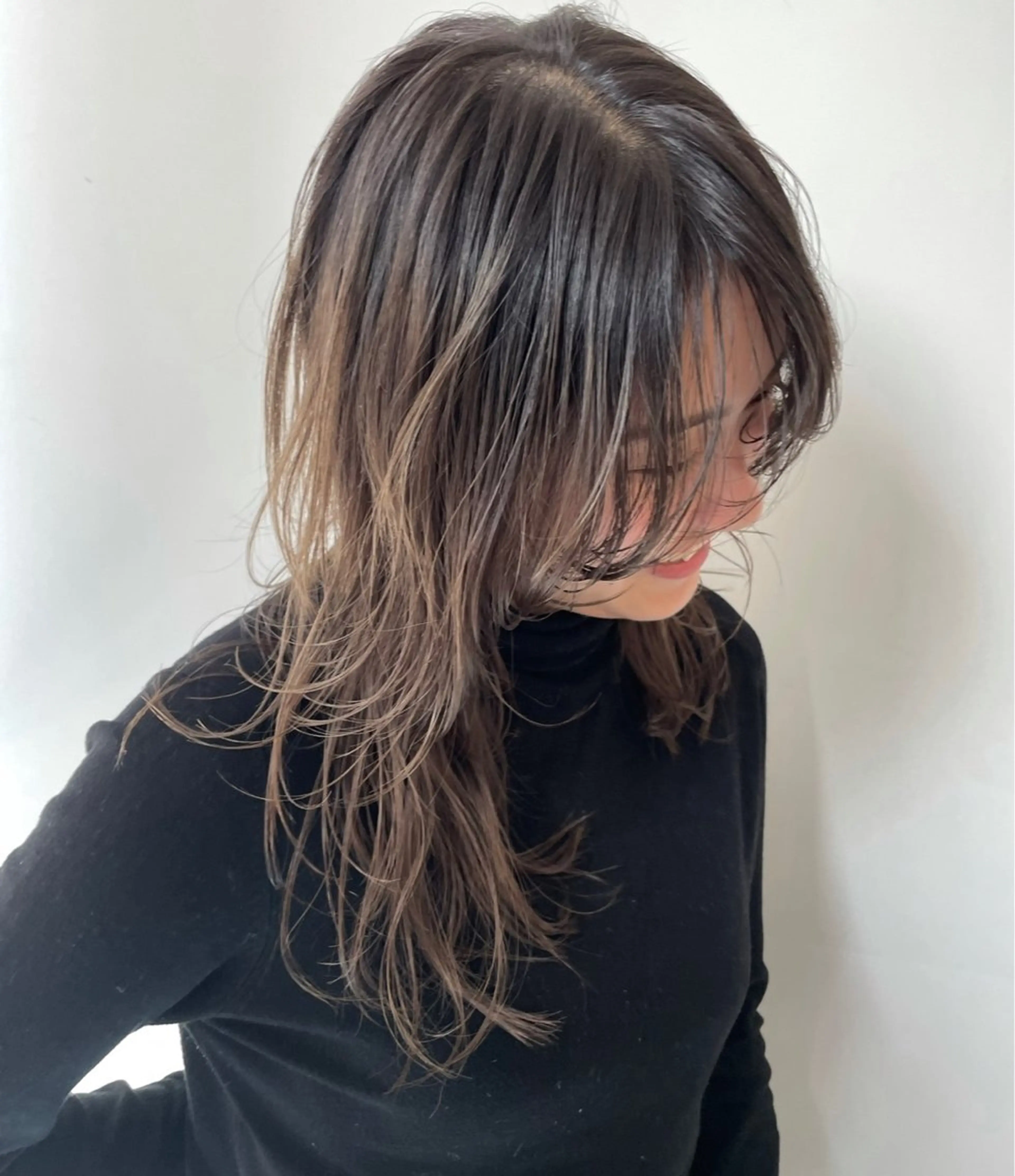 ミディアム カラー GO TODAY シェアサロン Flos店所属・耳つぼジュエリー 👂🏻🌸ayaのエステ・リラクイメージ