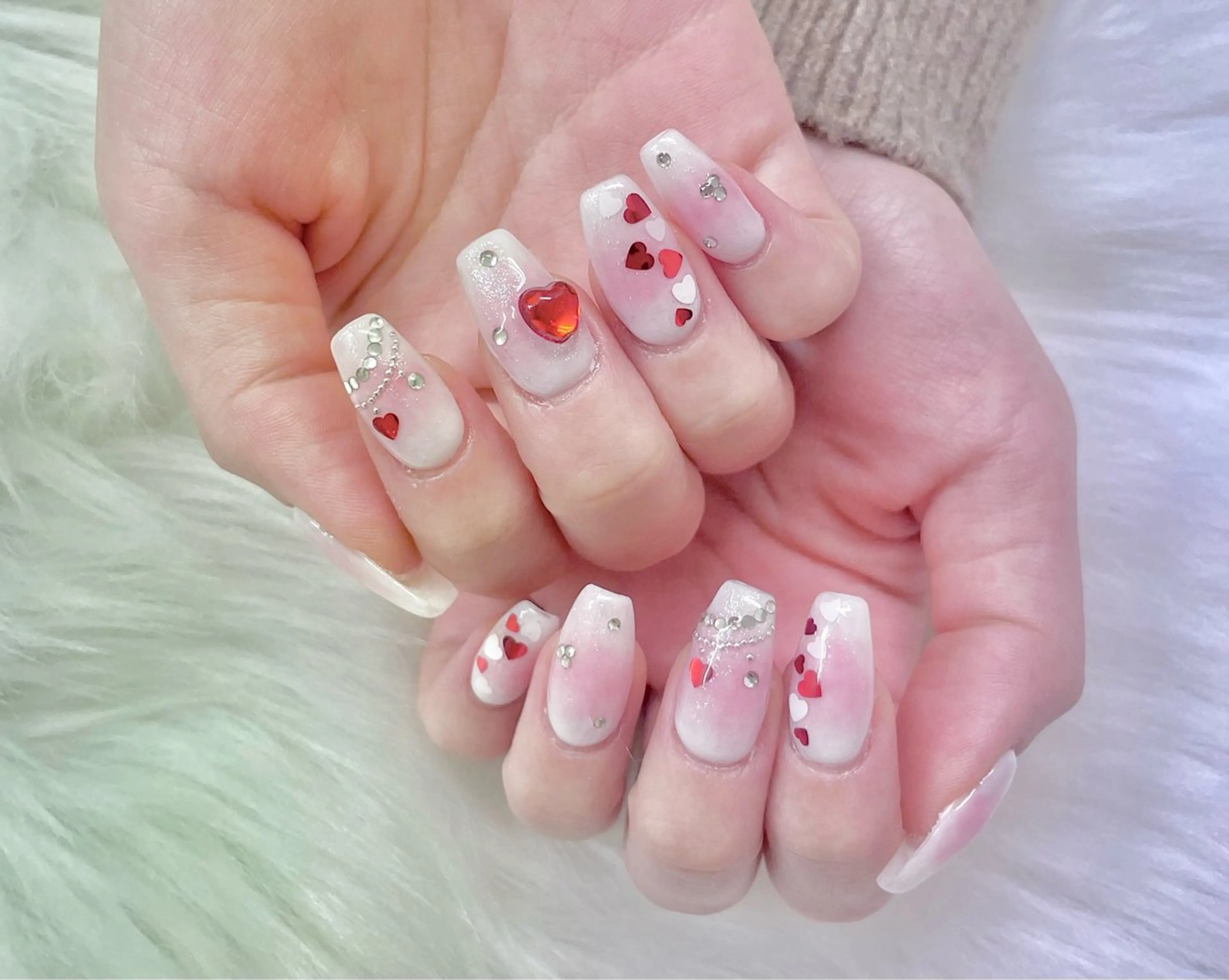 ネイル ハンドネイル 松森 千夏のネイルデザイン