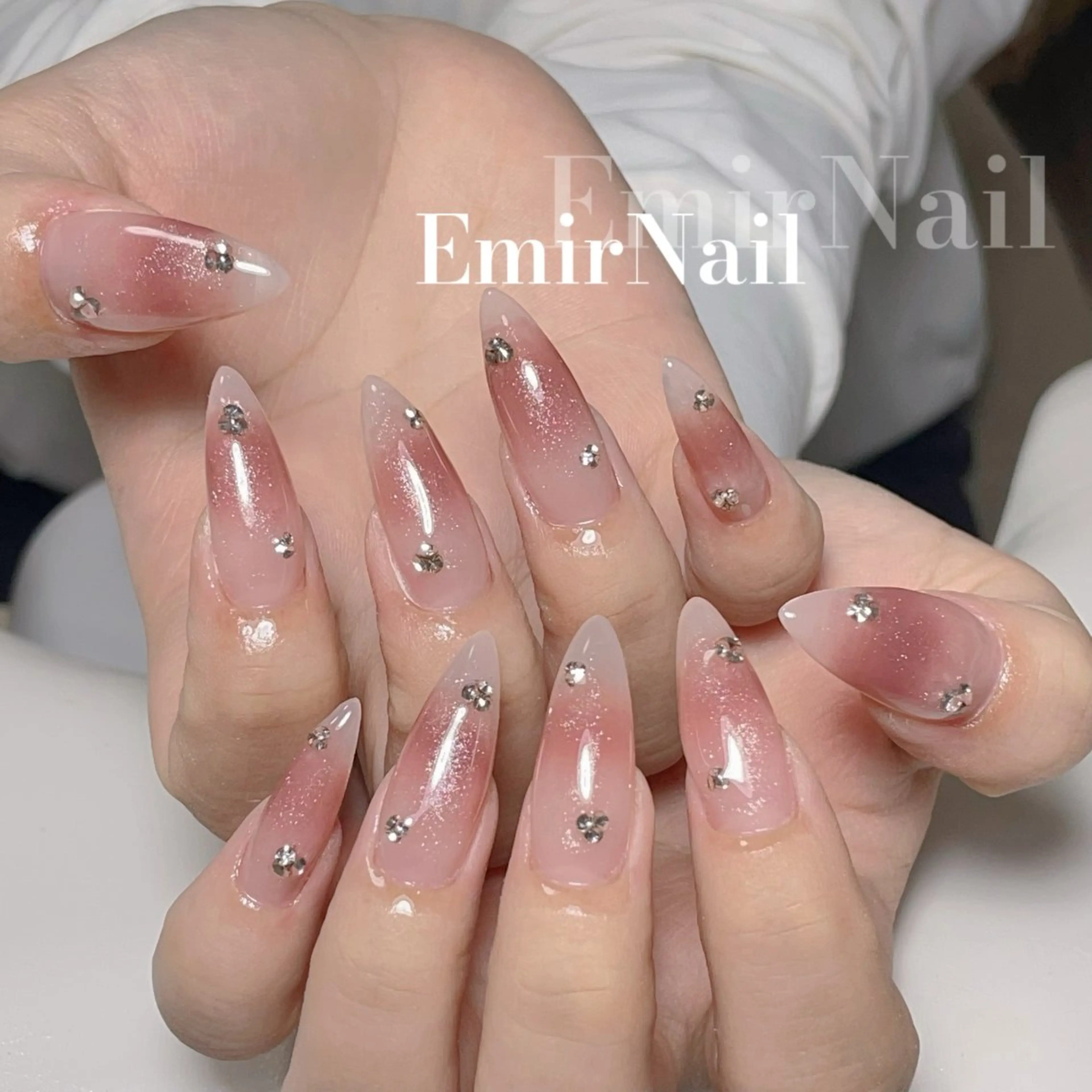 ネイル Emir Nailのネイルデザイン