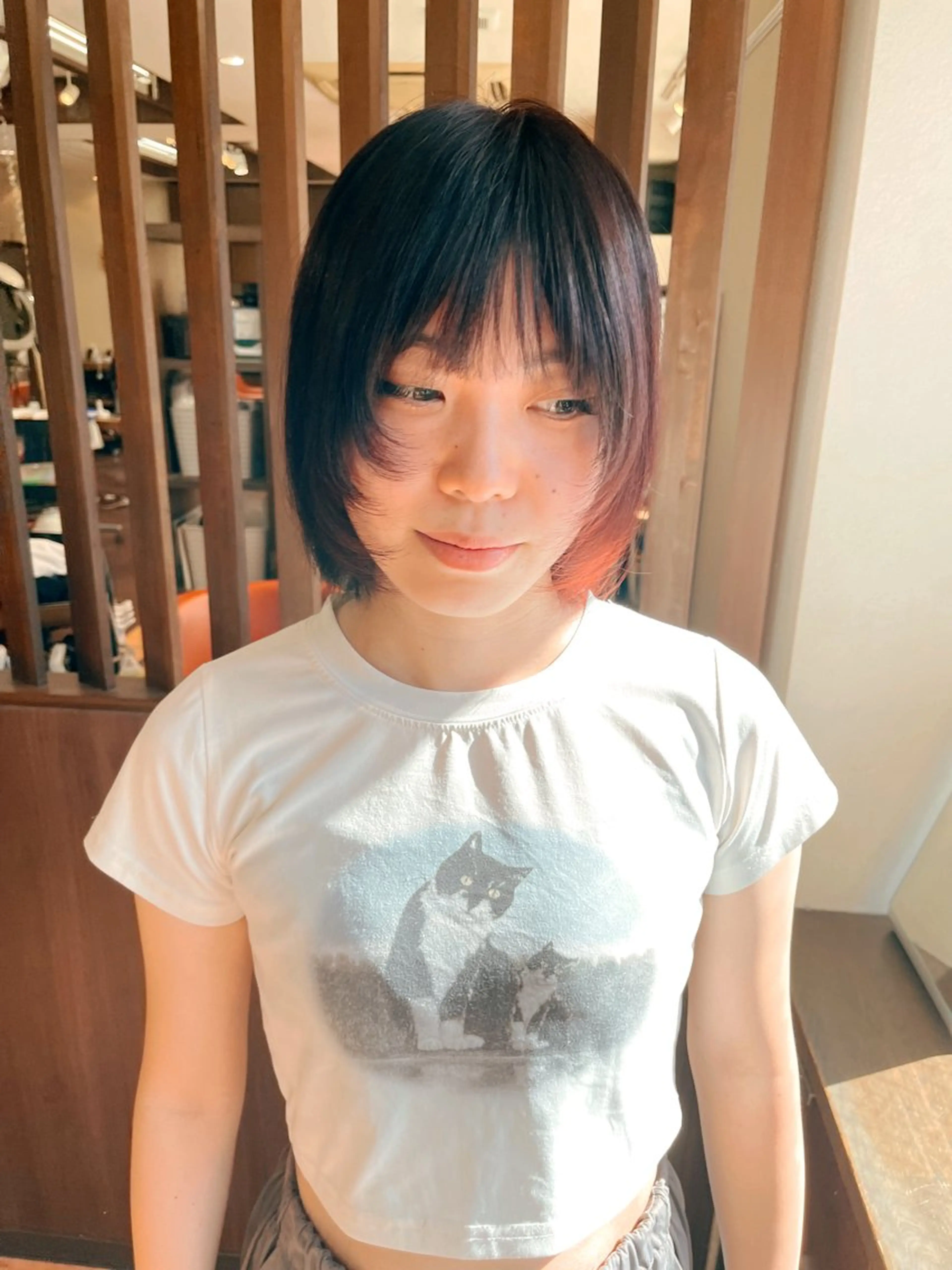 ショート カラー カット ヘアカラー トリートメント 髪質改善ｶﾗｰ ｹｱﾌﾞﾘｰﾁ/ﾀﾑのヘアスタイル