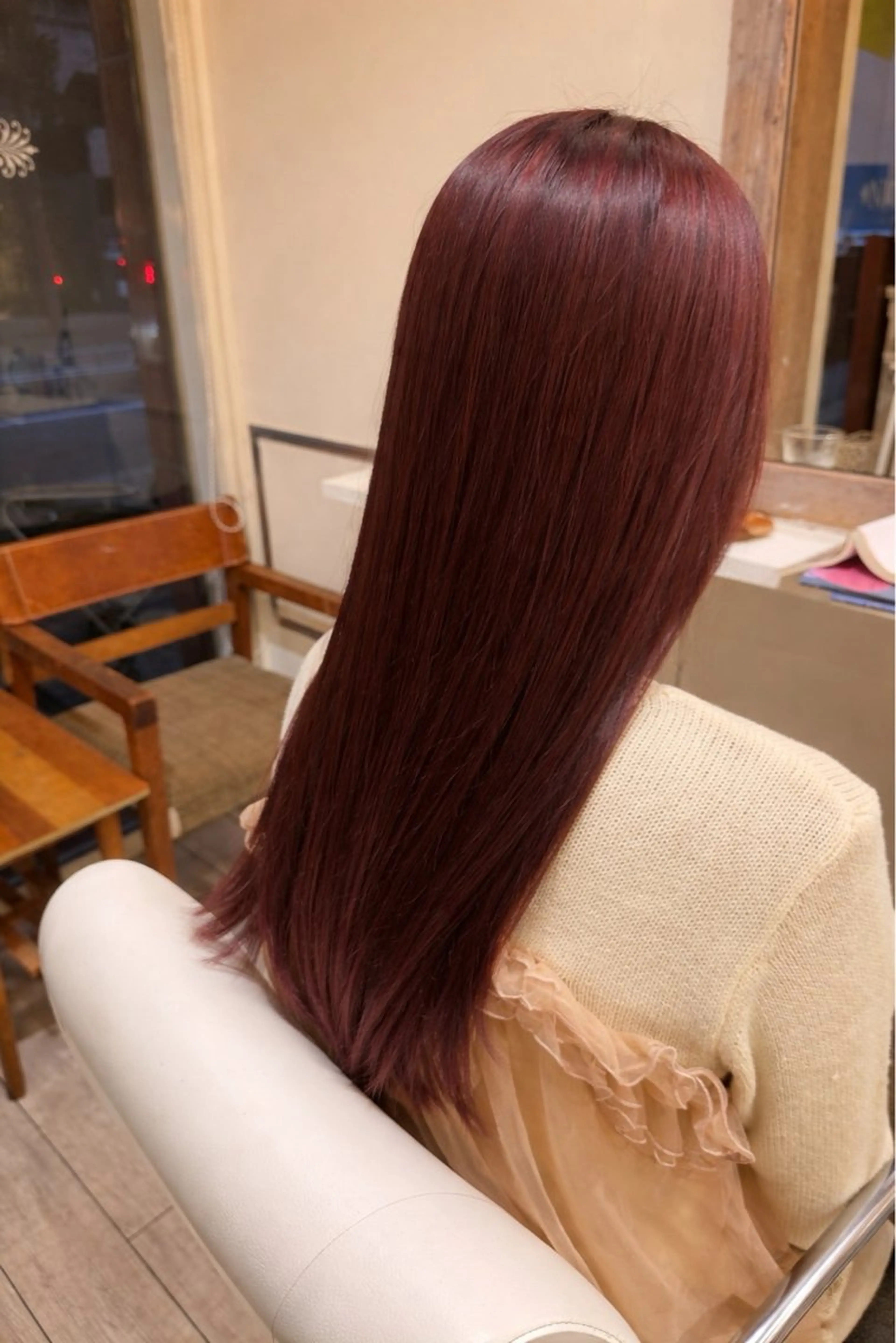 セミロング カット ヘアカラー NICCOLO室見 Erinaのヘアスタイル