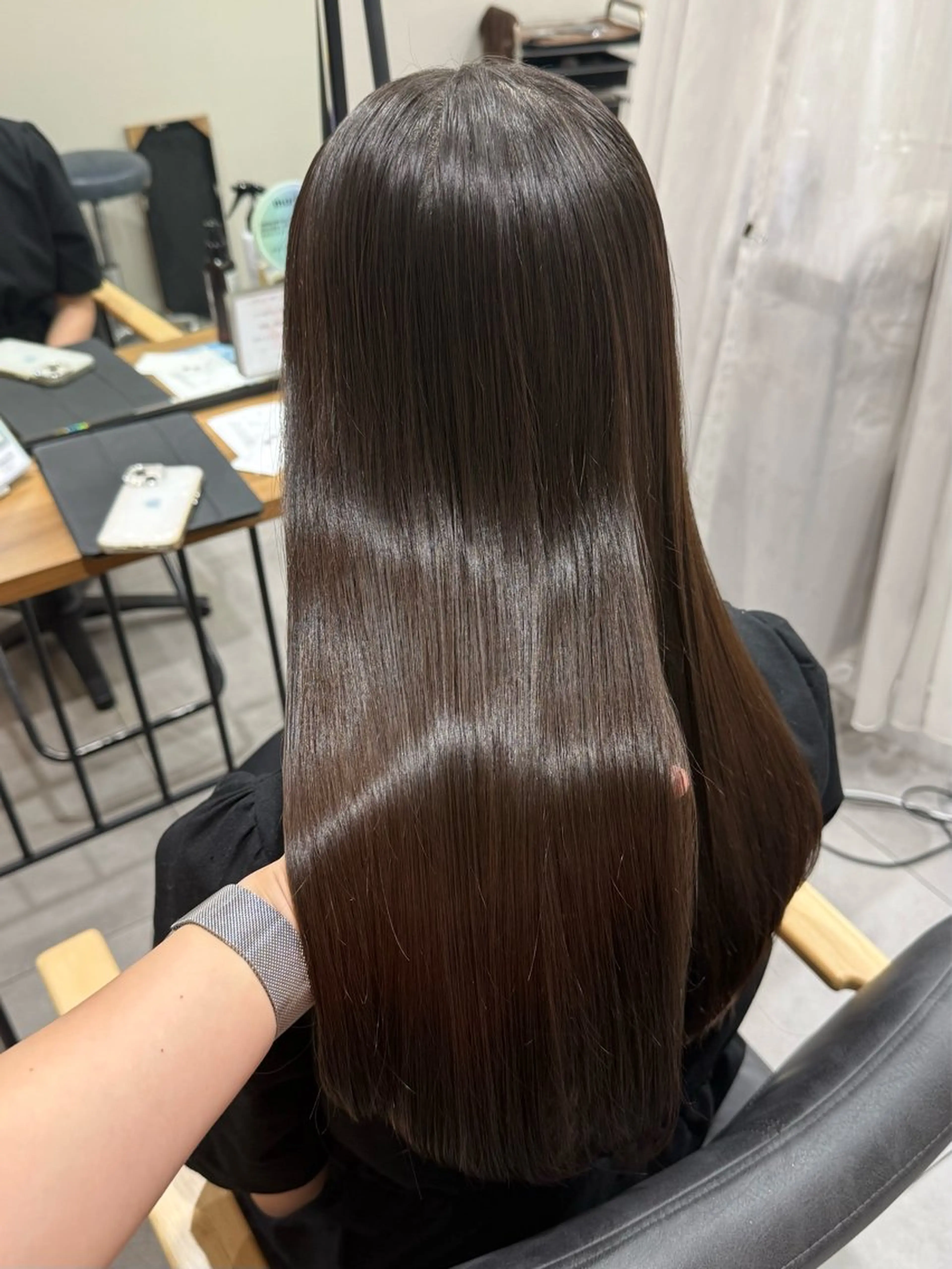 ロング カット 縮毛矯正 neneka レイヤーカット🍀のヘアスタイル