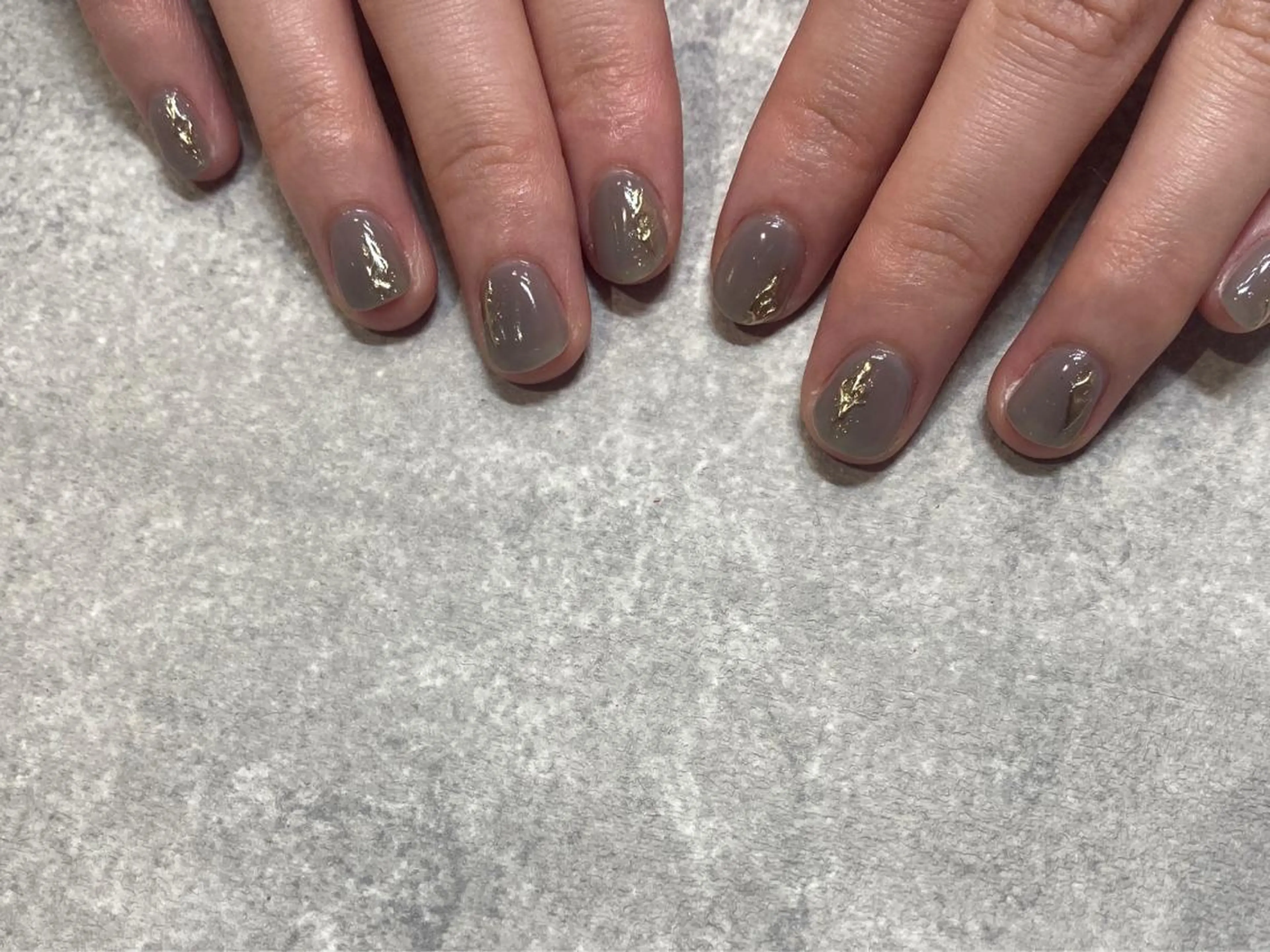 ネイル ハンドネイル NINEnami ニュアンスネイルのネイルデザイン