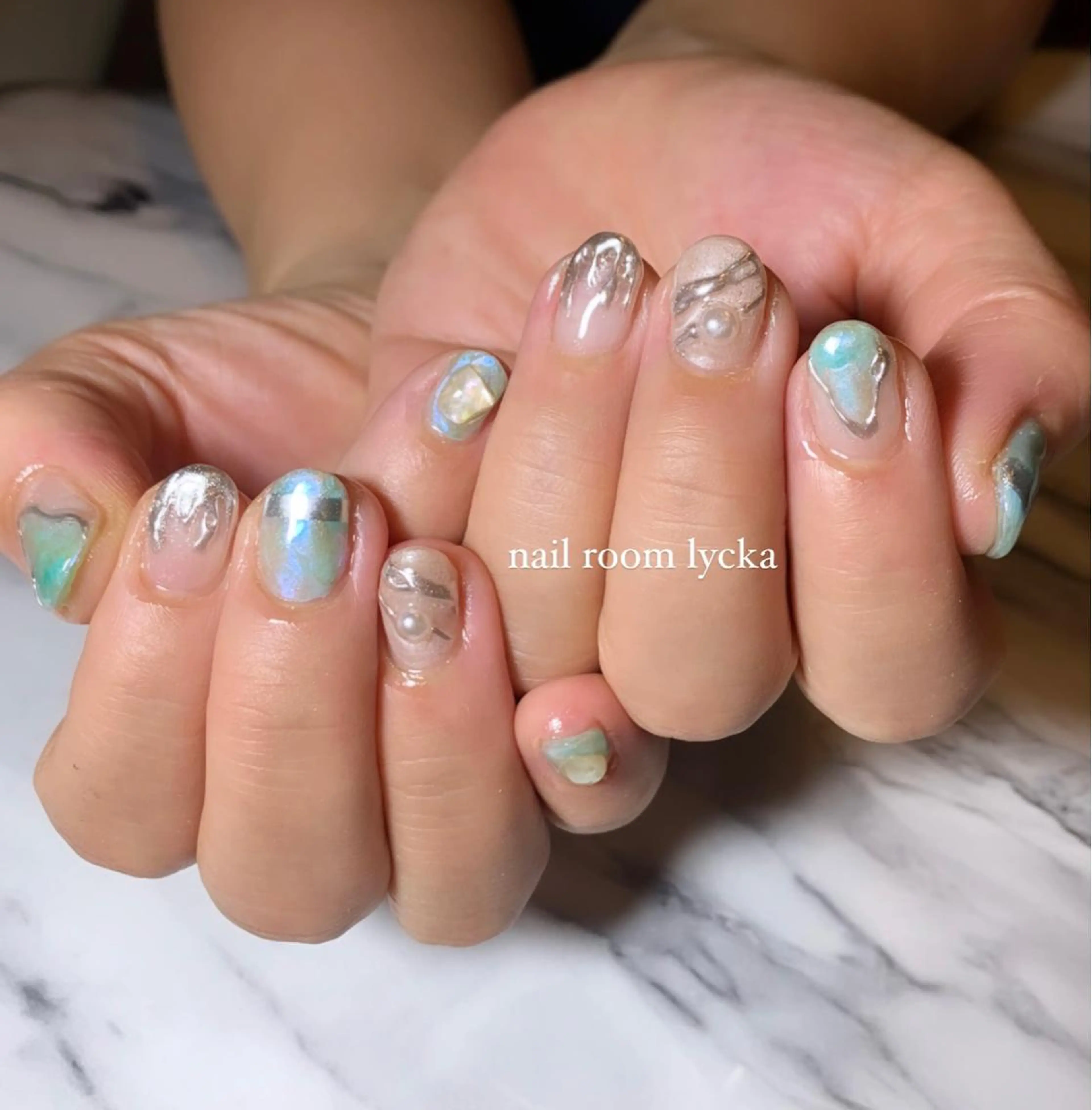 ネイル ﾈｲﾙﾙｰﾑﾘｯｶ 𝐦𝐚𝐲𝐮のネイルデザイン