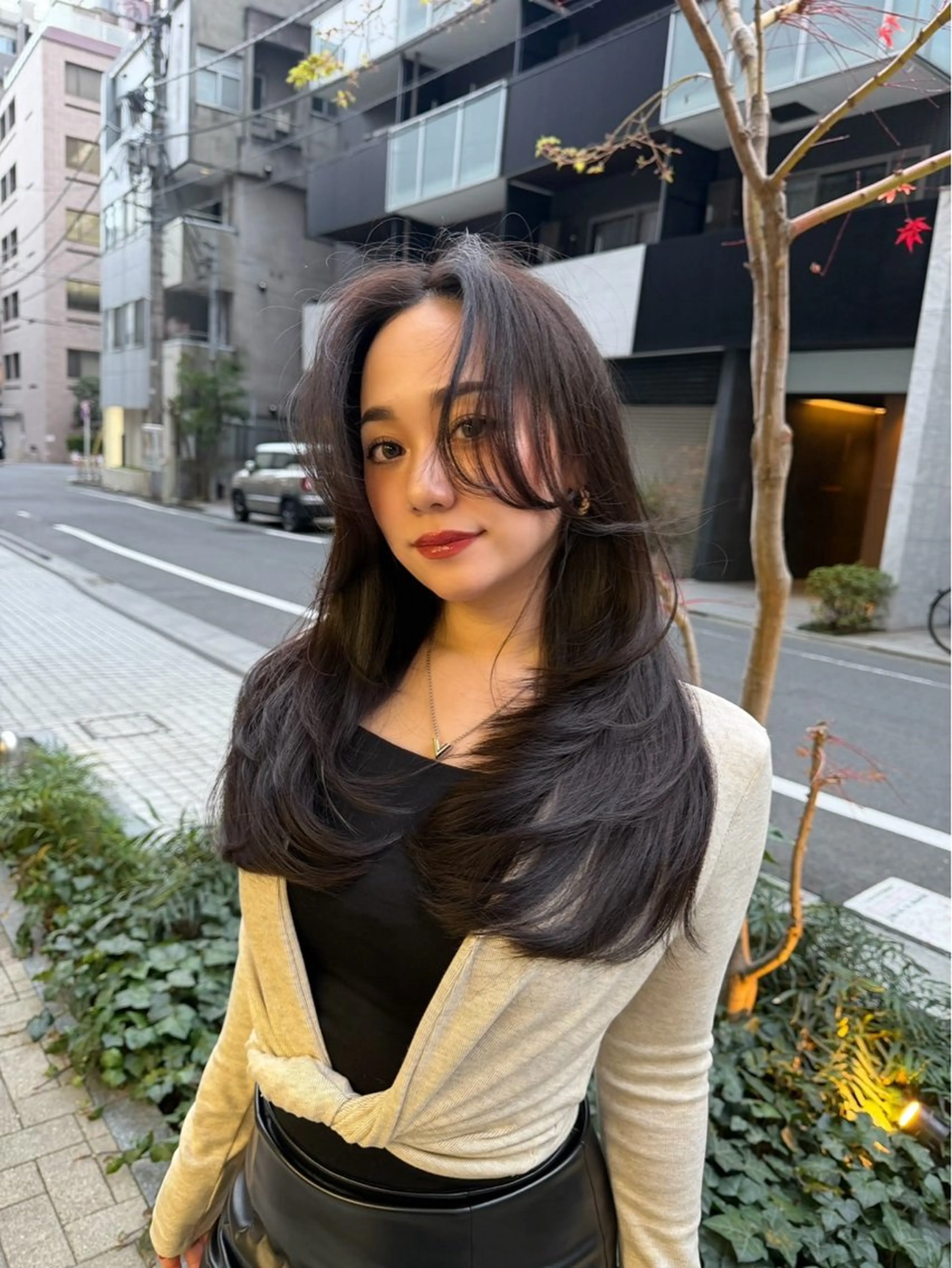 ロング チョコレートブラウン レイヤーカット カット ヘアカラー NU/EN所属・Miho/海外レイヤ ー/縮毛矯正のヘアスタイル