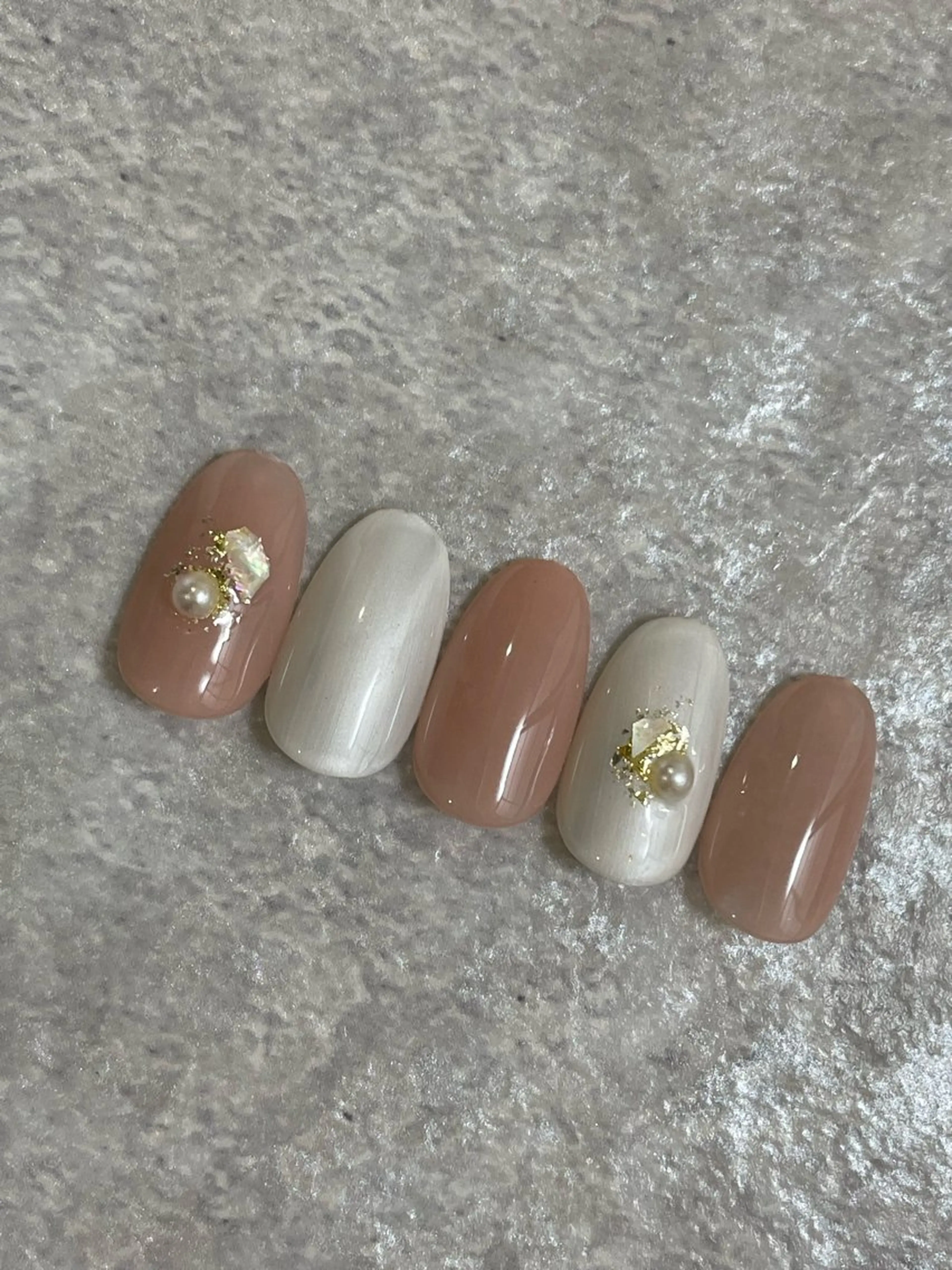 4本デザイン(オフ込)の写真