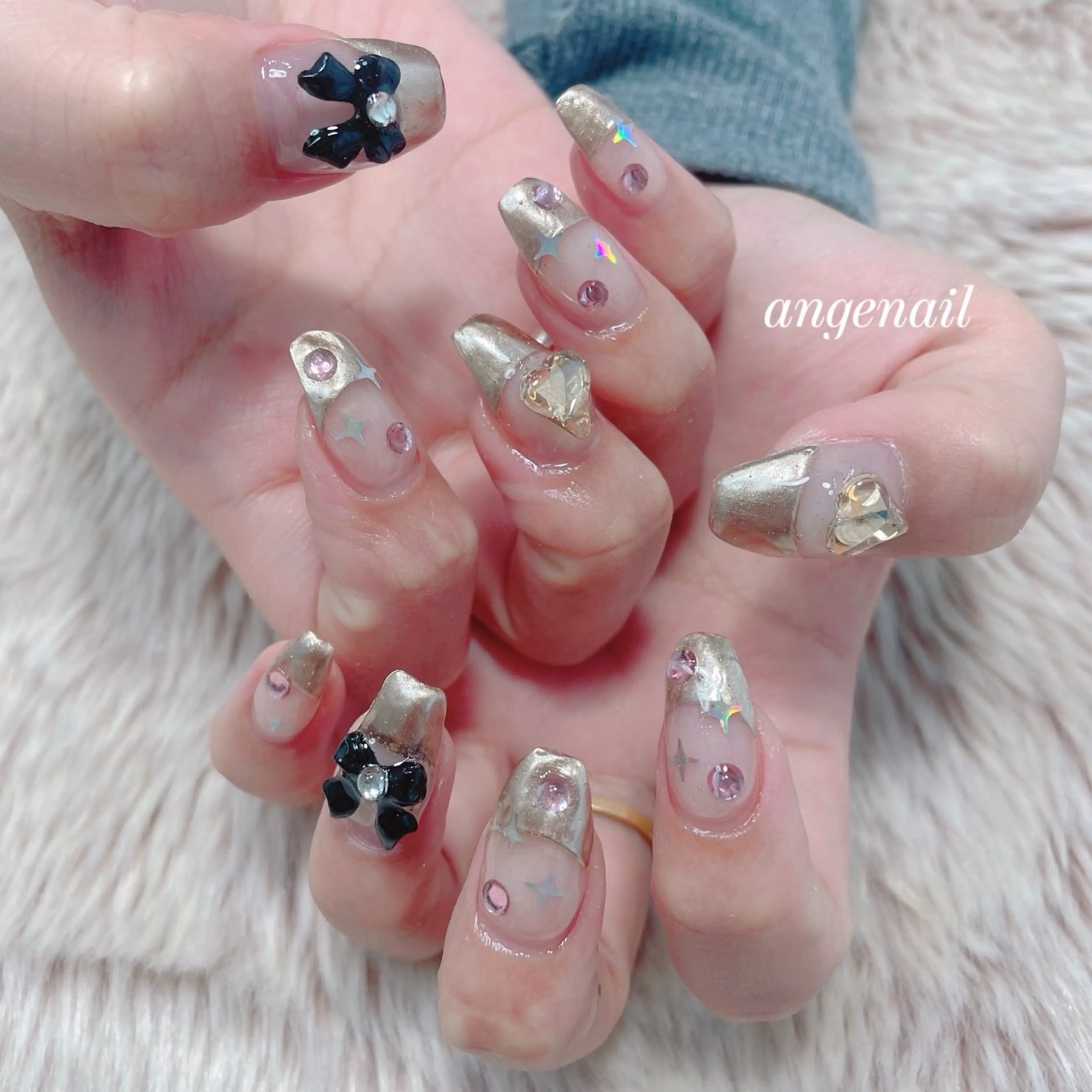 ネイル ハンドネイル オーナーネイリスト MAKIのネイルデザイン