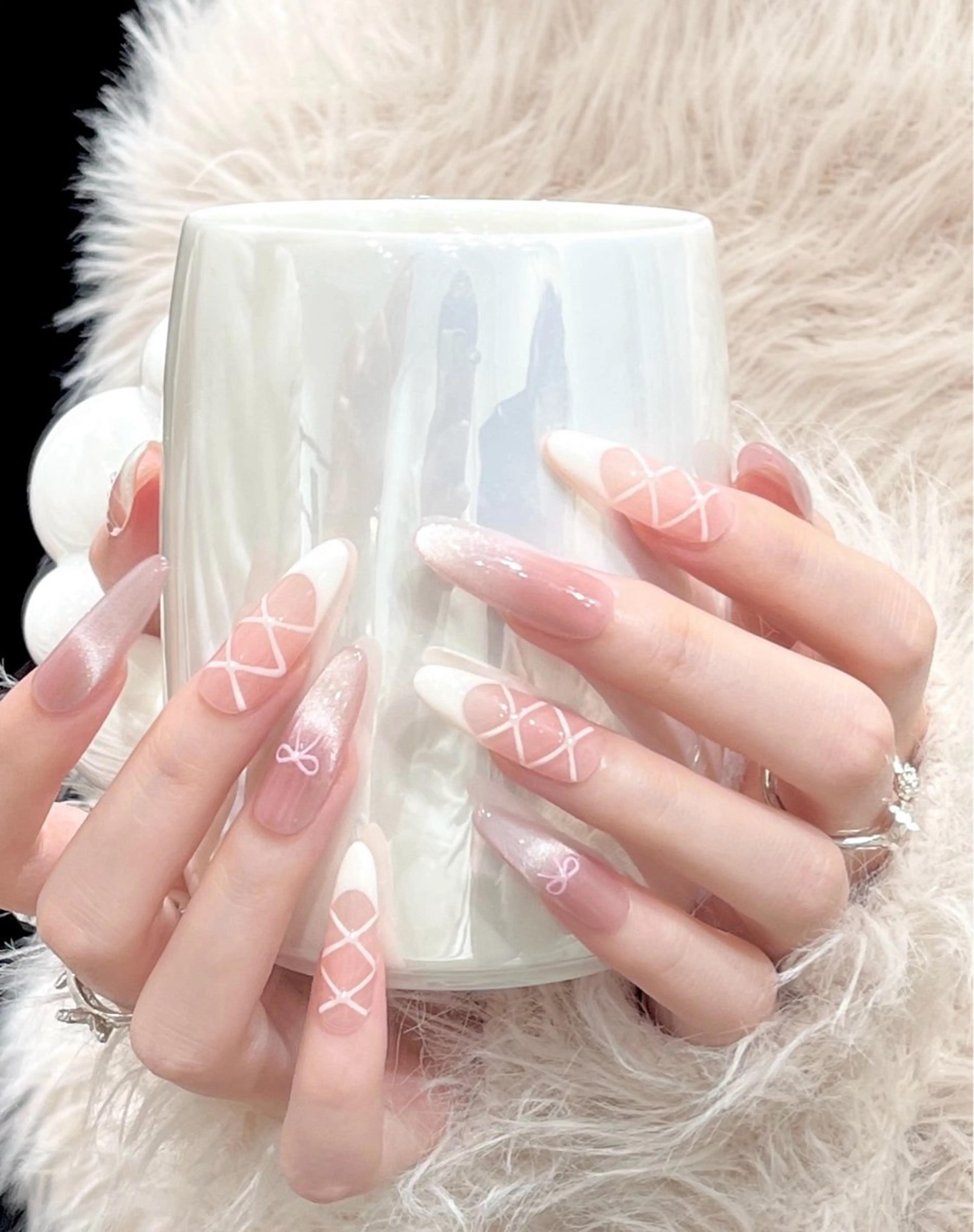 ネイル ETELUNA Nail 銀座店【パラジェル/フィルイン/チップスカルプ/マグネット/ニュアンス】所属・周 テイのネイルデザイン