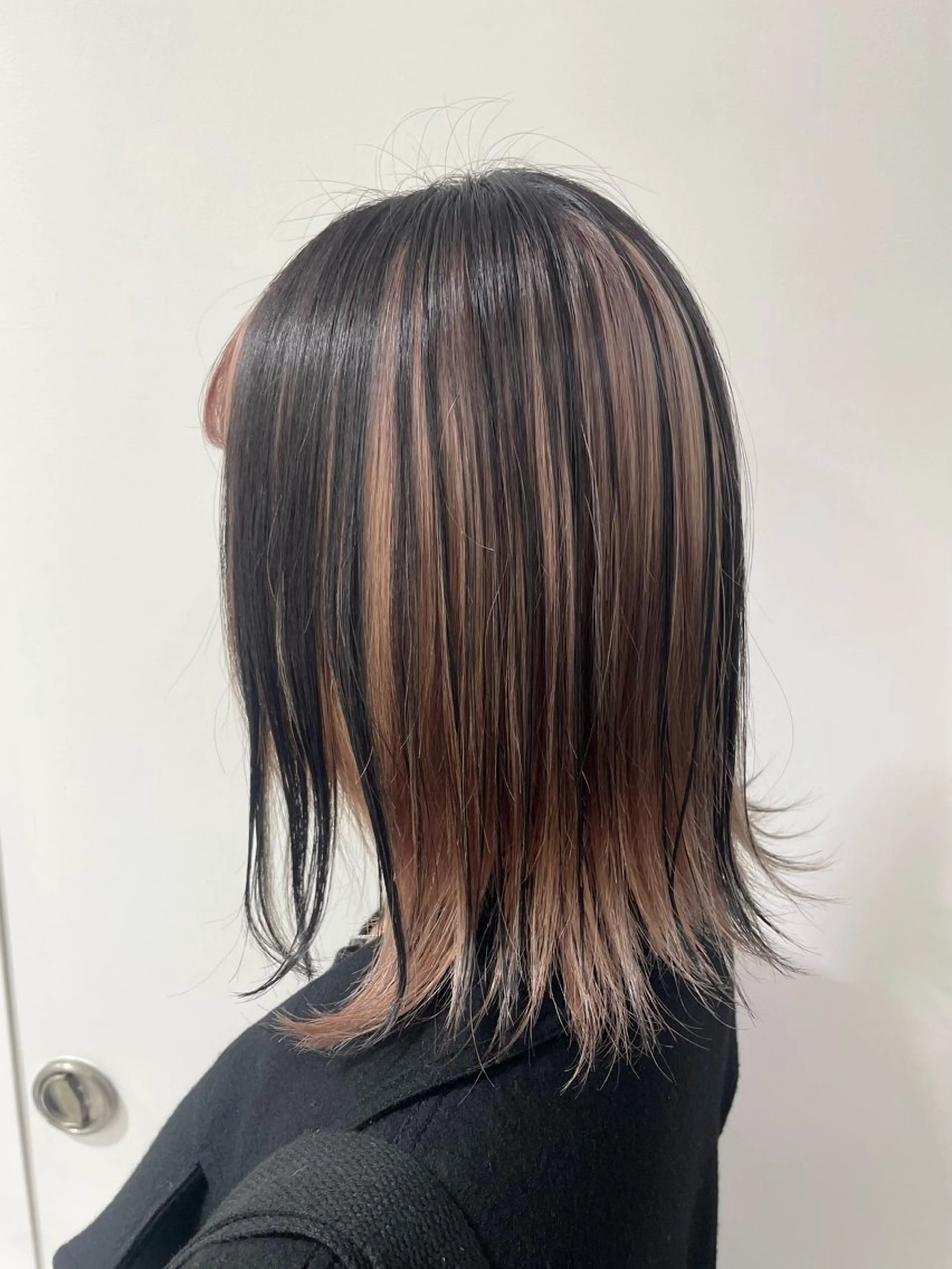 セミロング カラー ヘアカラー 🦋艶髪ハイトーン / Mio🦋のヘアスタイル