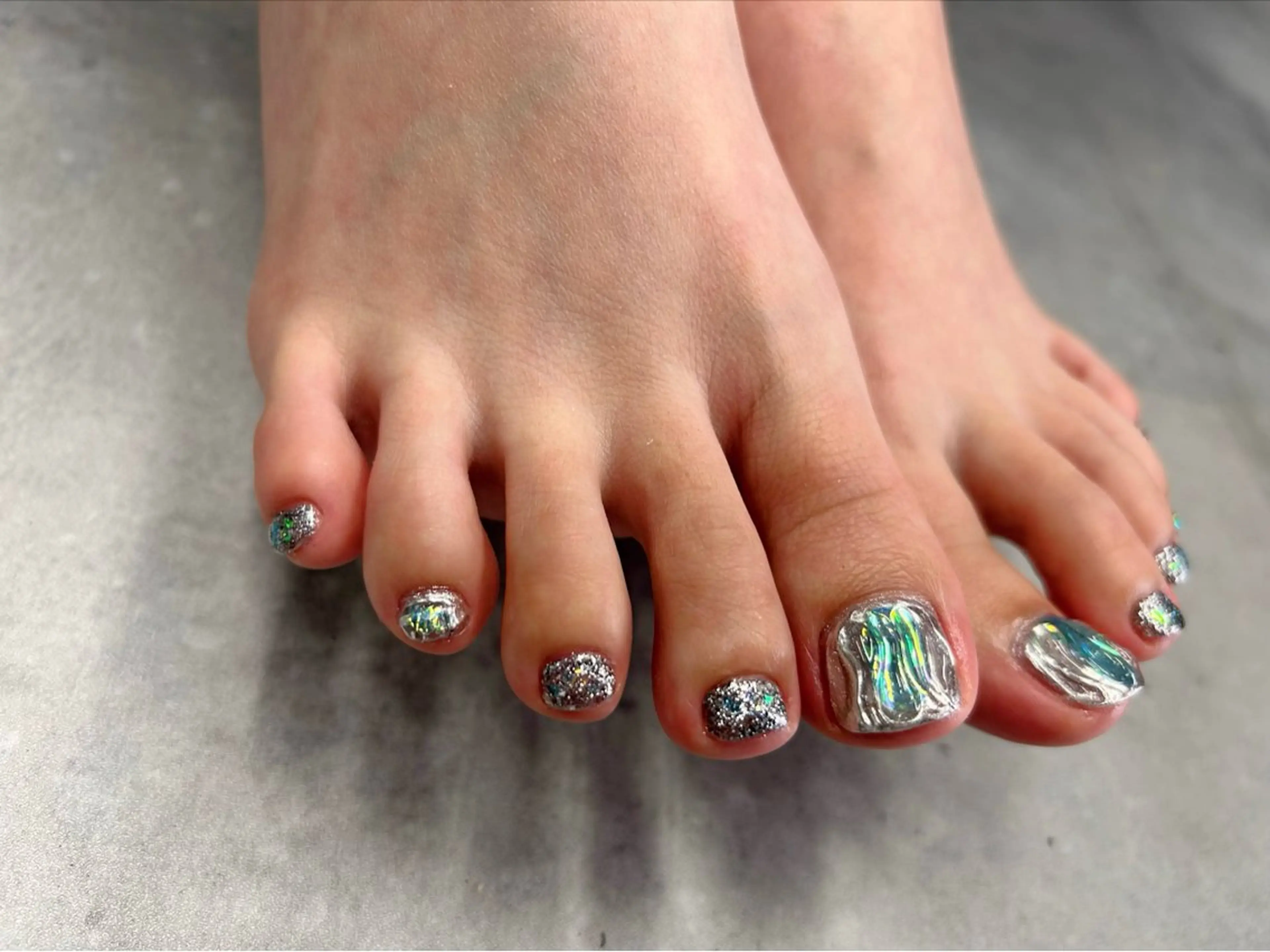 ネイル 持ち込み LOARY所属・LOARY 五日市店のネイルデザイン